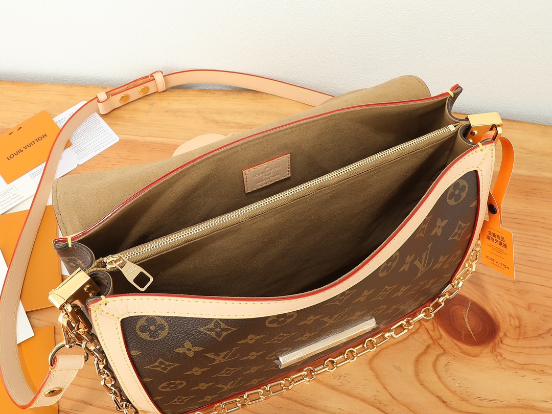Dauphine Soft Gm Shoulder Bag Monogram M47149