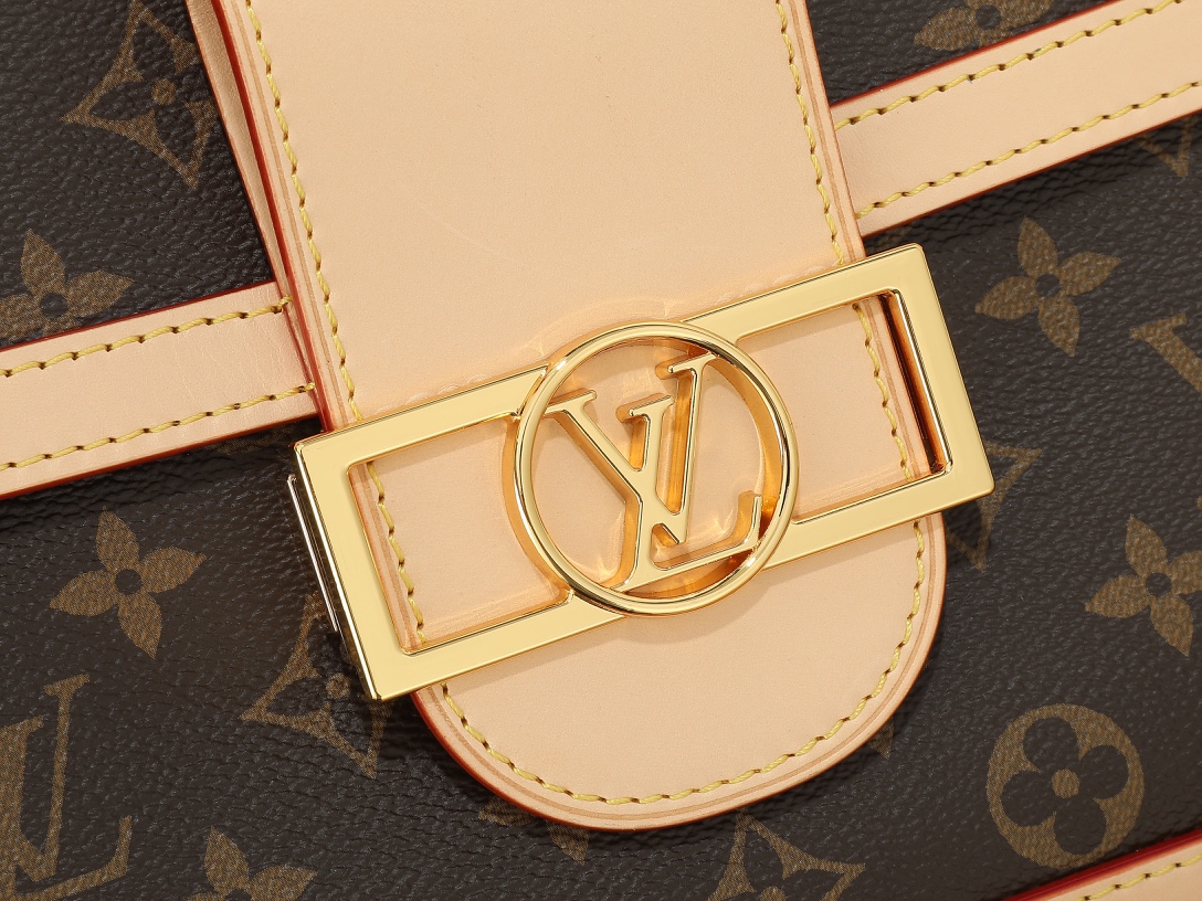 Dauphine Soft Gm Shoulder Bag Monogram M47149