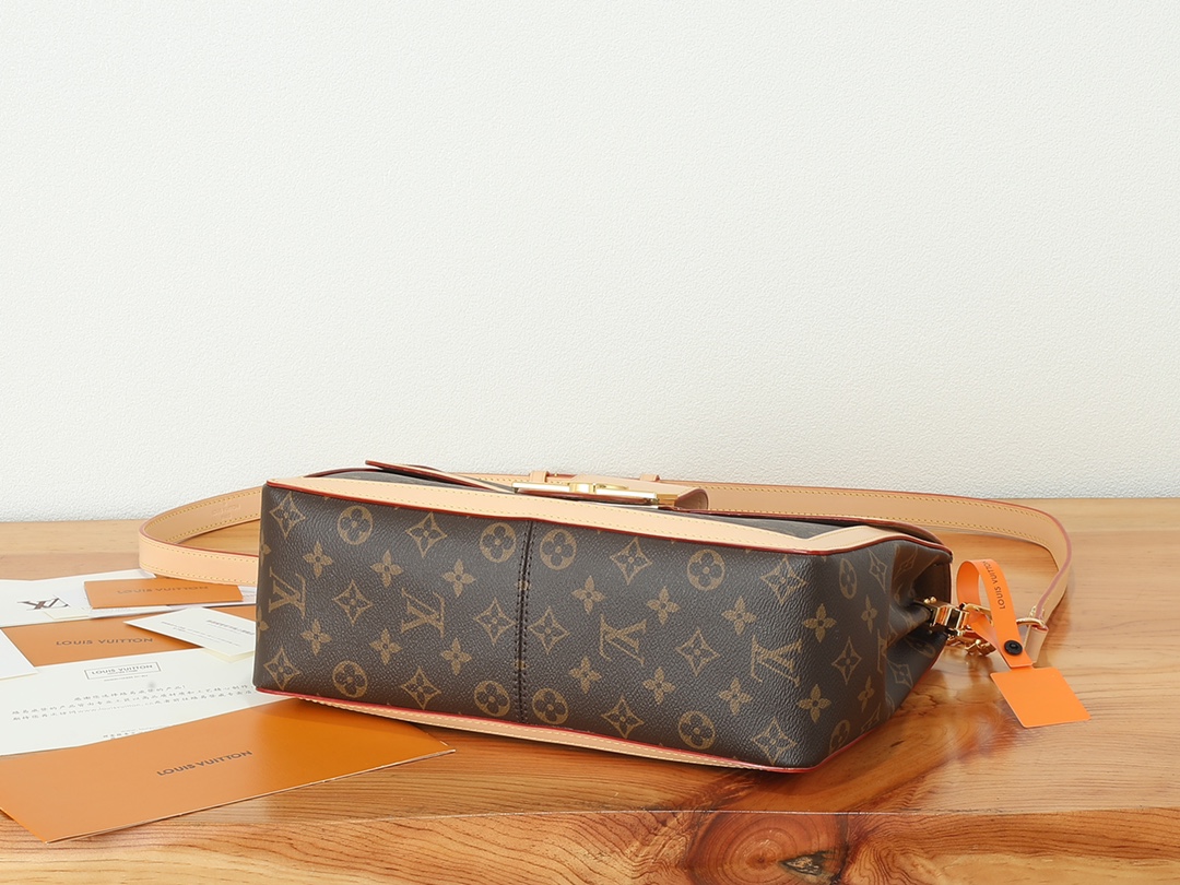Dauphine Soft Gm Shoulder Bag Monogram M47149