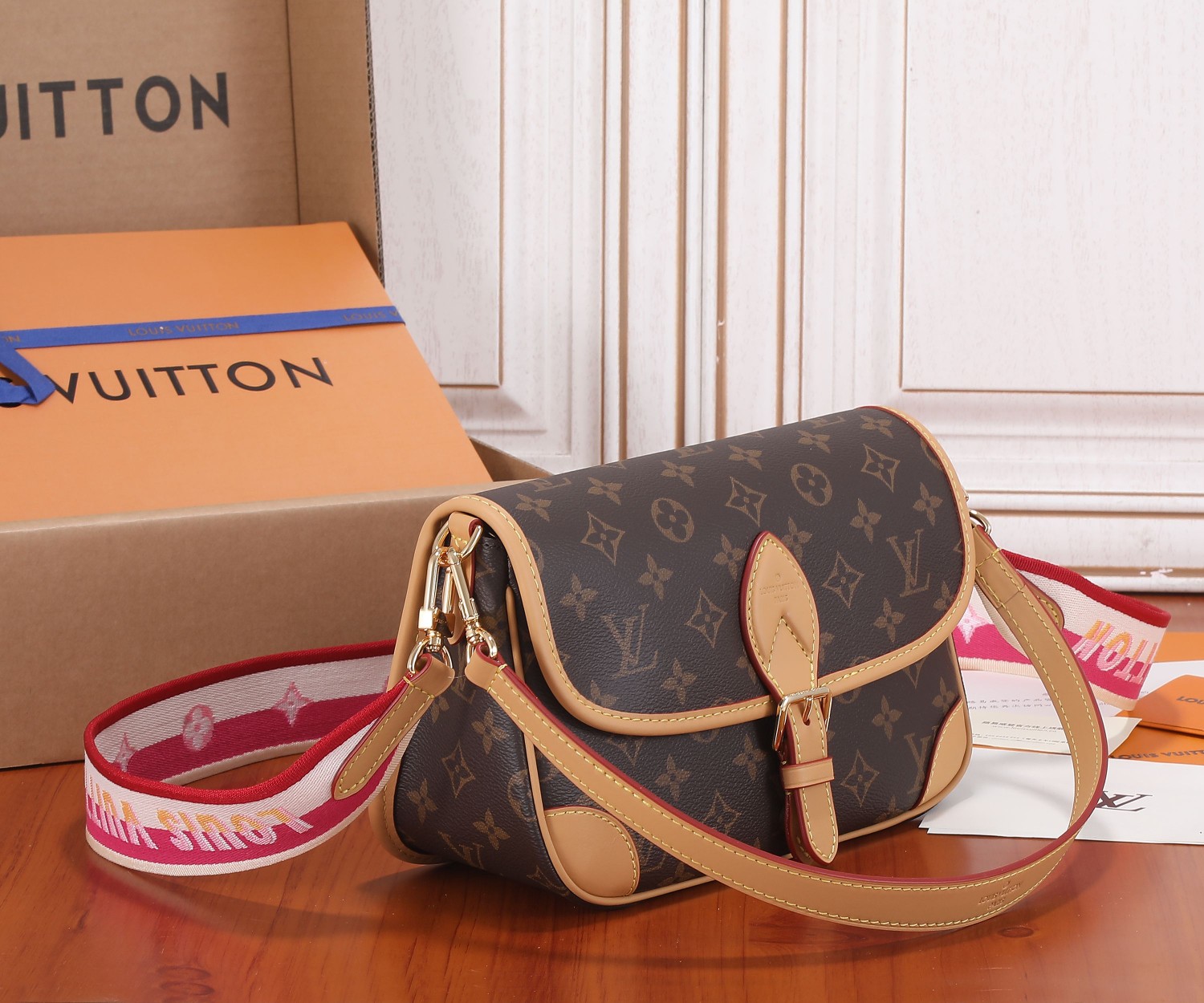 Diane Monogram Bag Pink Strap M46049