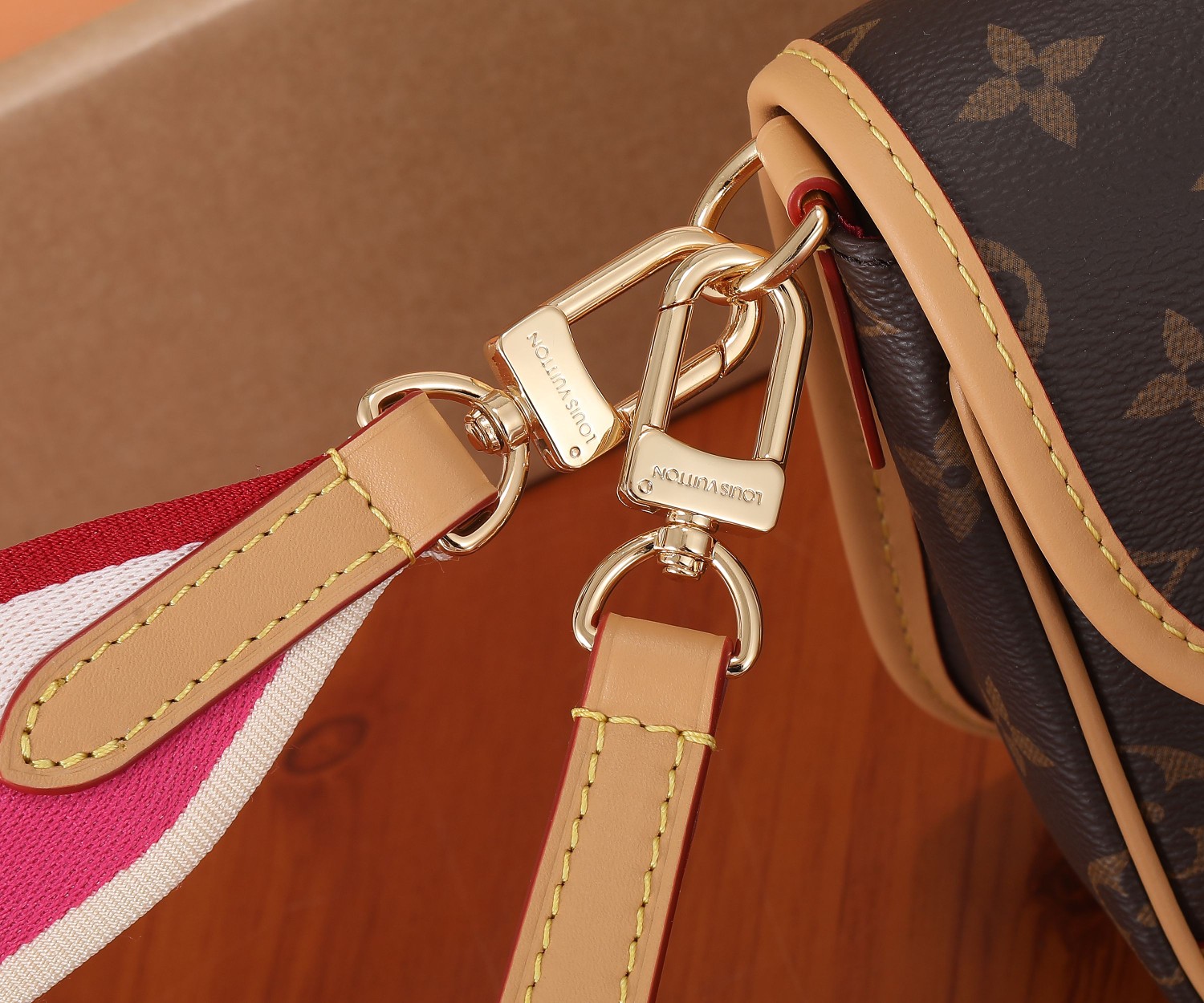 Diane Monogram Bag Pink Strap M46049