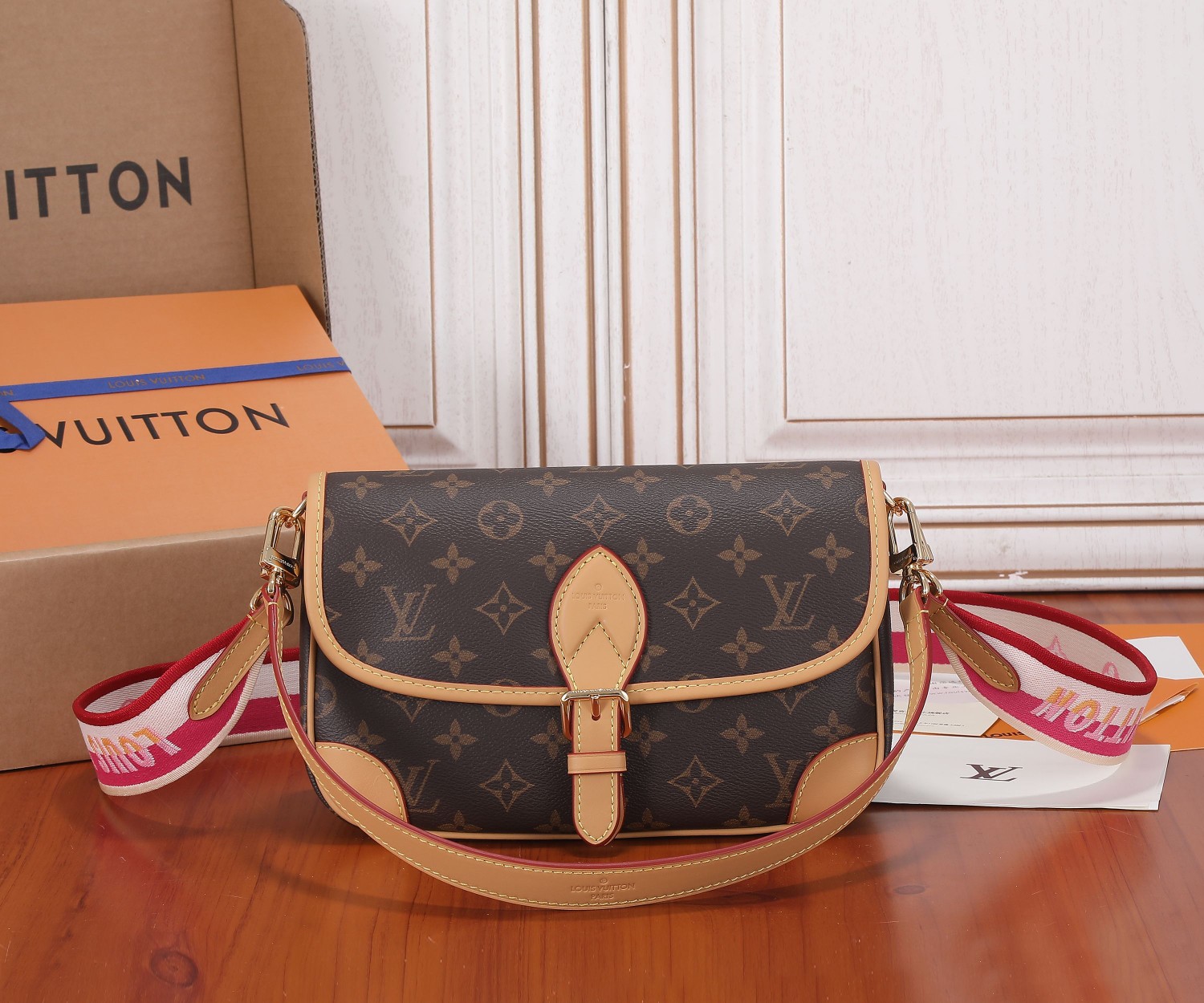 Diane Monogram Bag Pink Strap M46049
