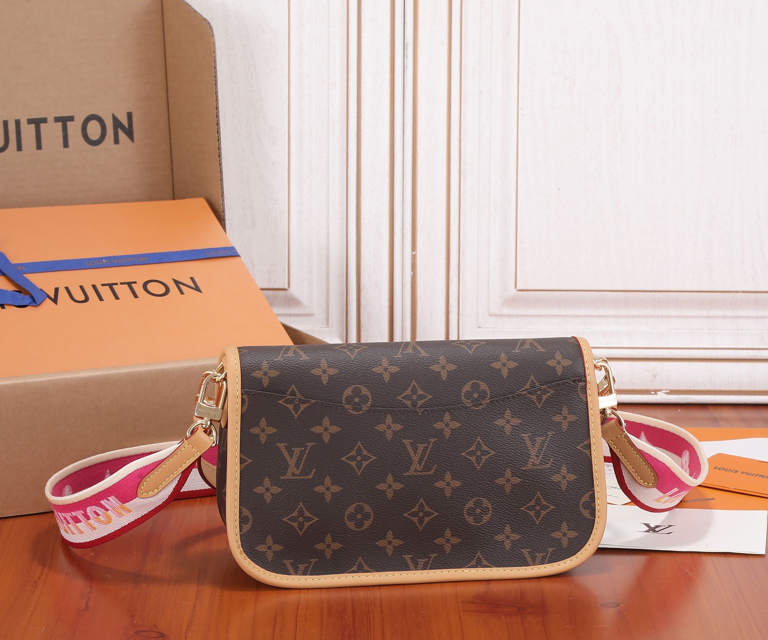 Diane Monogram Bag Pink Strap M46049