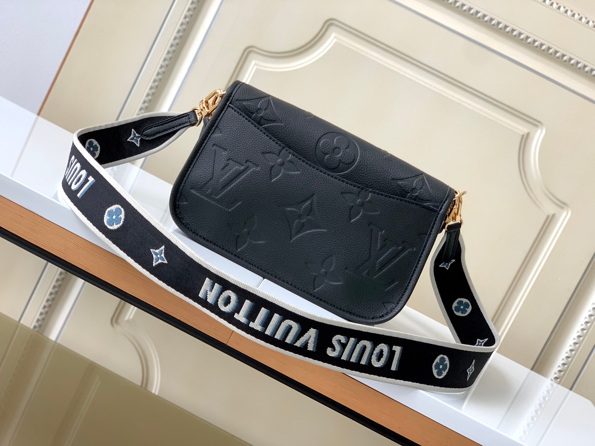 Diane Monogram Empreinte Leather Bag Black M46386