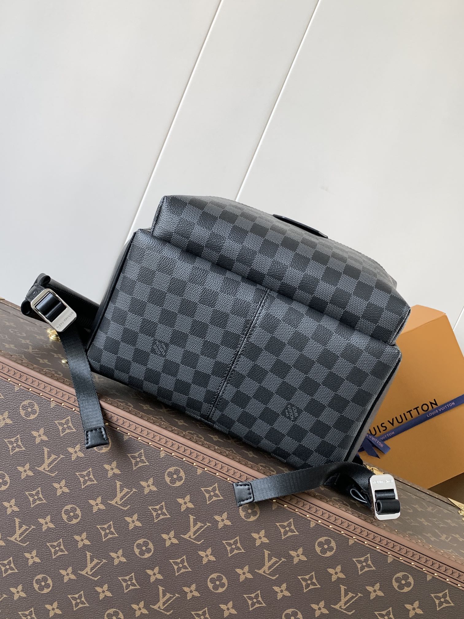 Discovery Backpack Pm Damier Graphite N40514