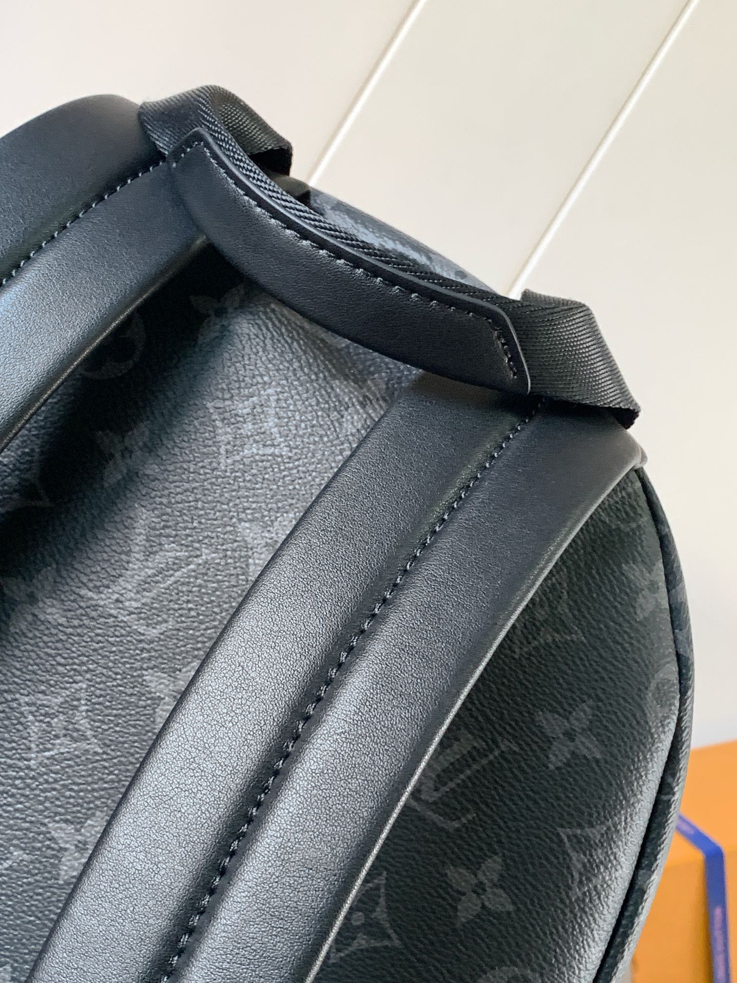 Discovery Backpack Pm Monogram Eclipse M22558