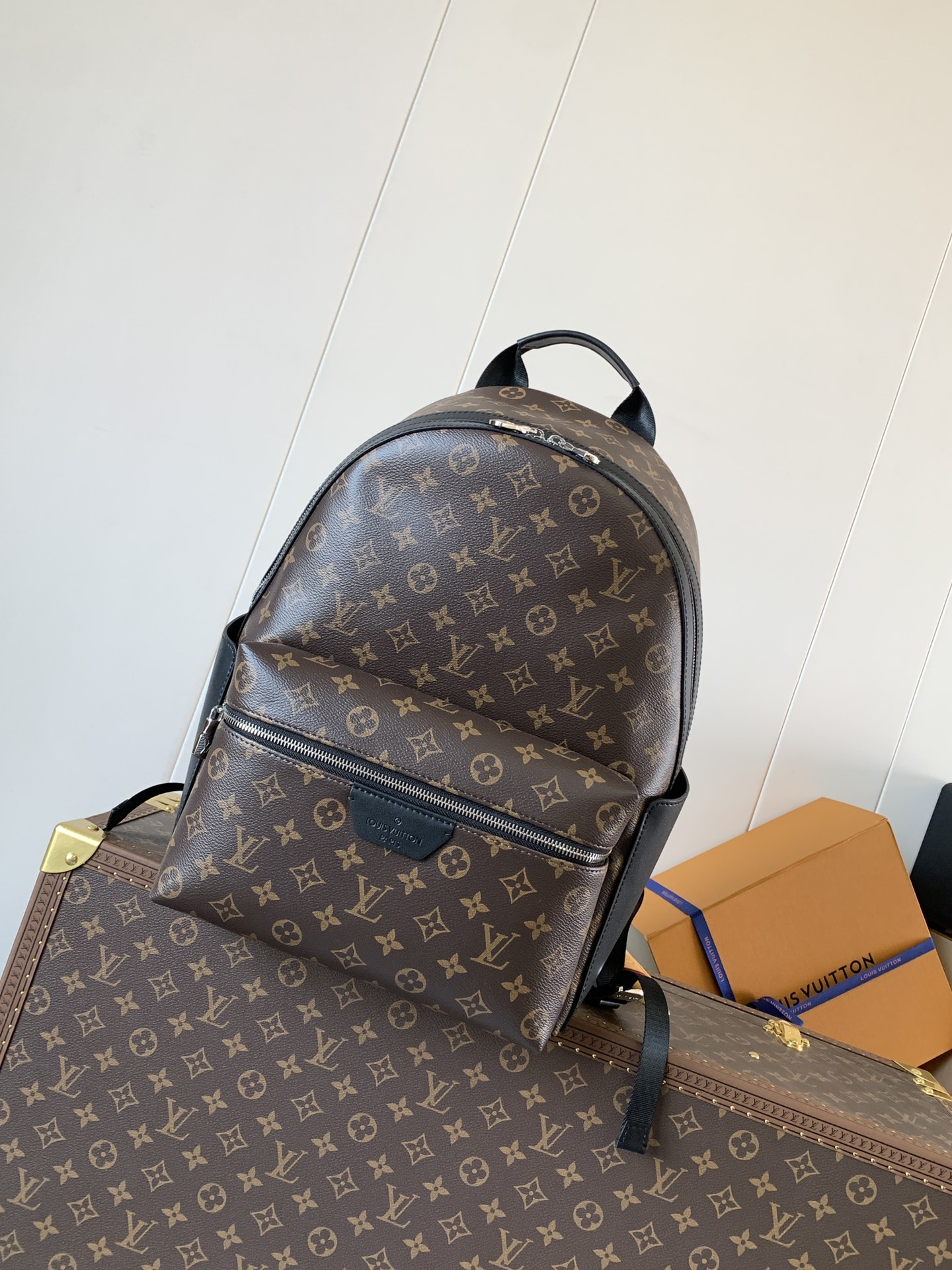 Discovery Backpack Pm Monogram Macassar M46684