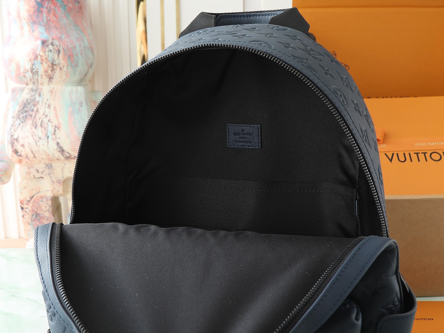 Discovery Backpack Pm Monogram Shadow Navy Blue M14884