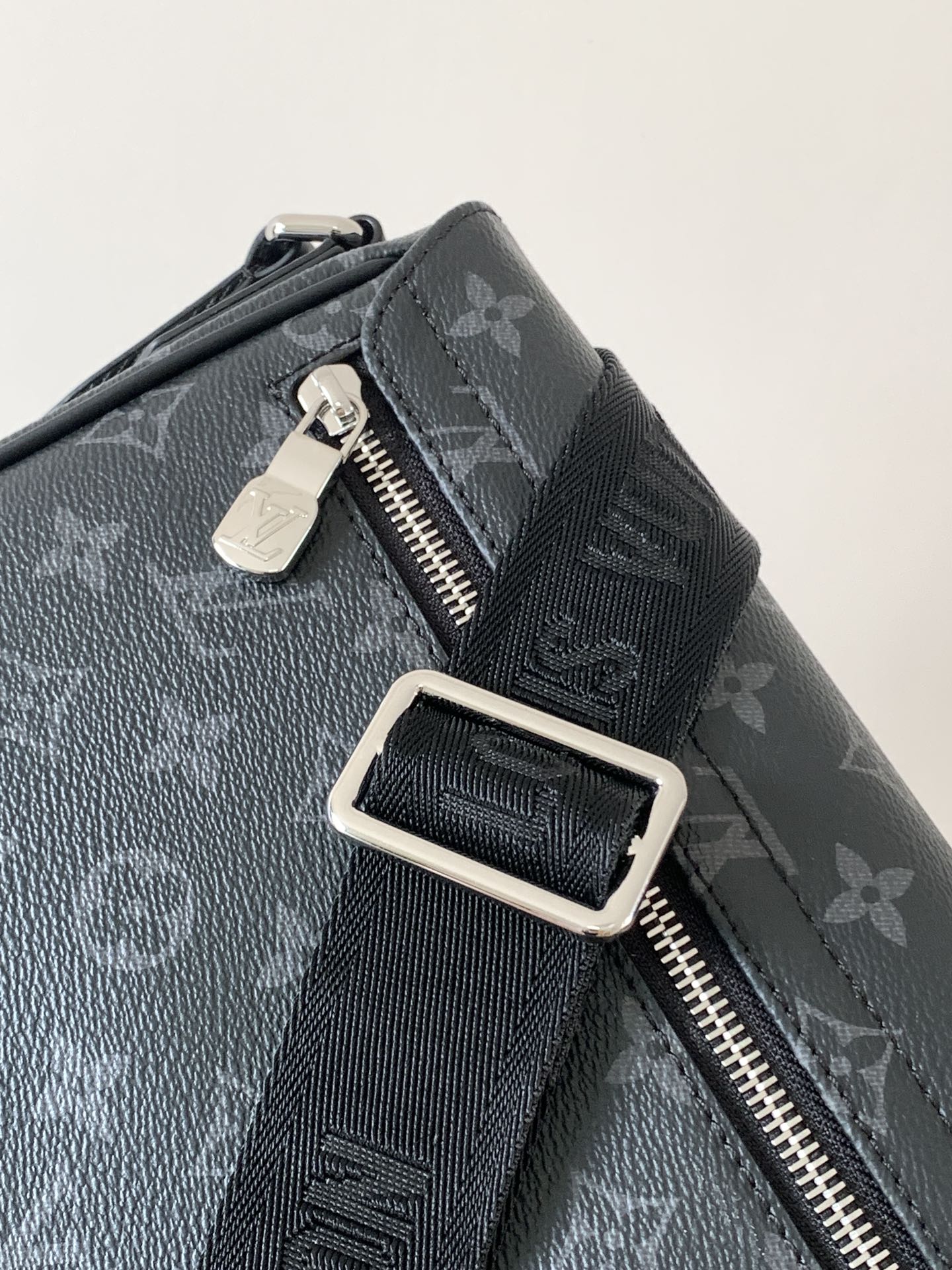 District Pm Messenger Bag Monogram Eclipse M46255