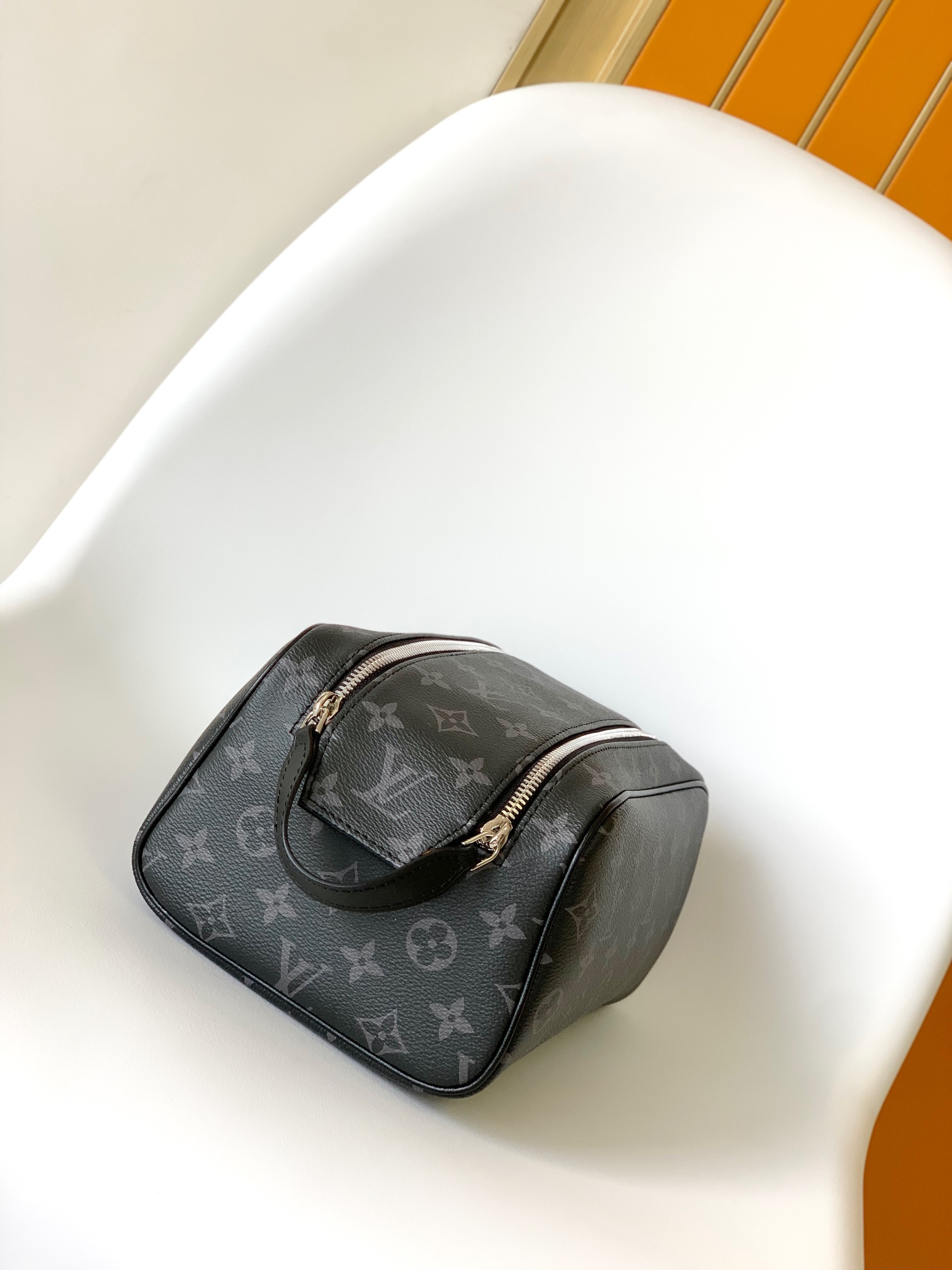 Dopp Kit Bag Monogram Eclipse M46354