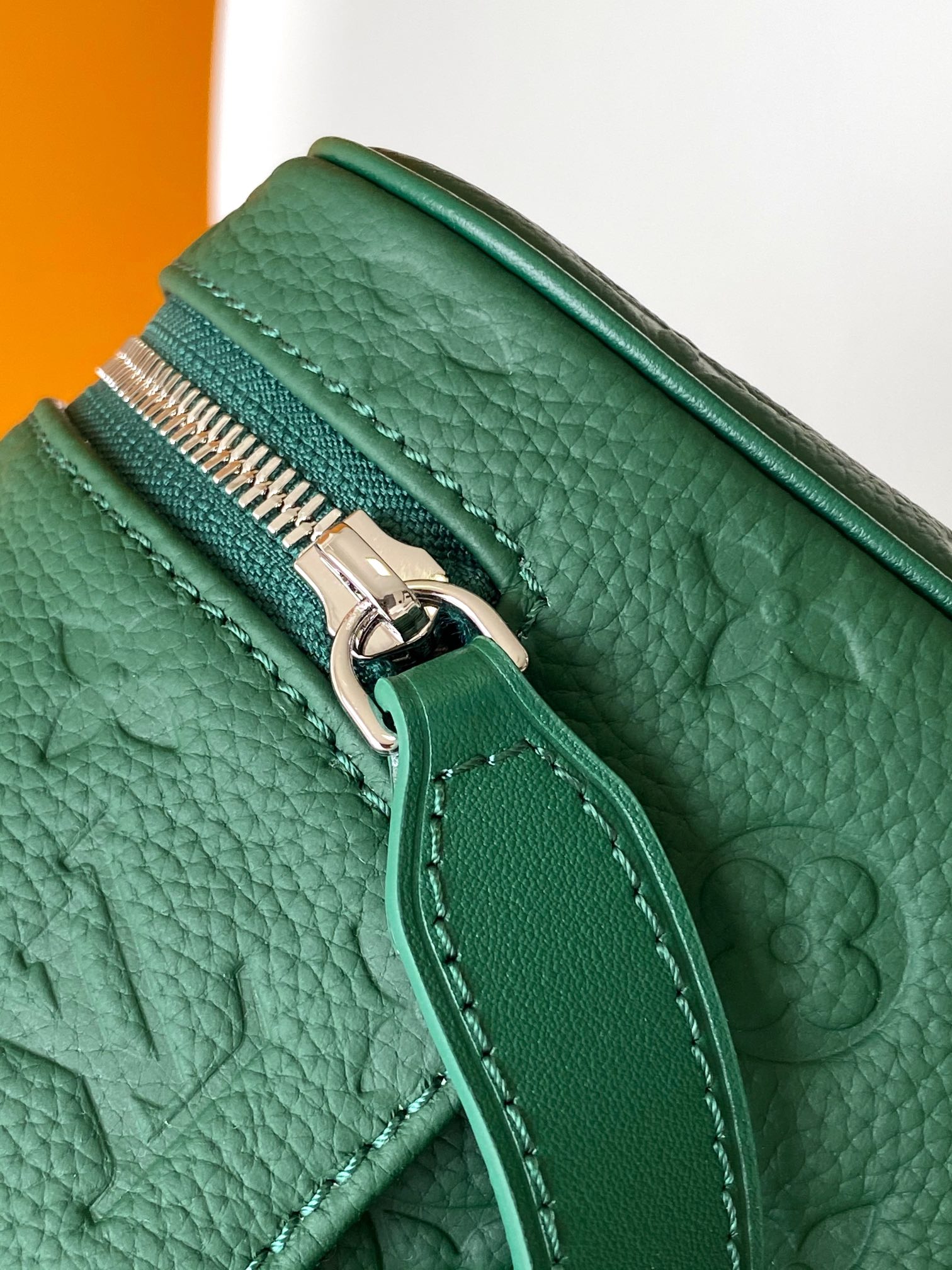 Dopp Kit Toilet Pouch Borneo Green Taurillon Monogram M12863