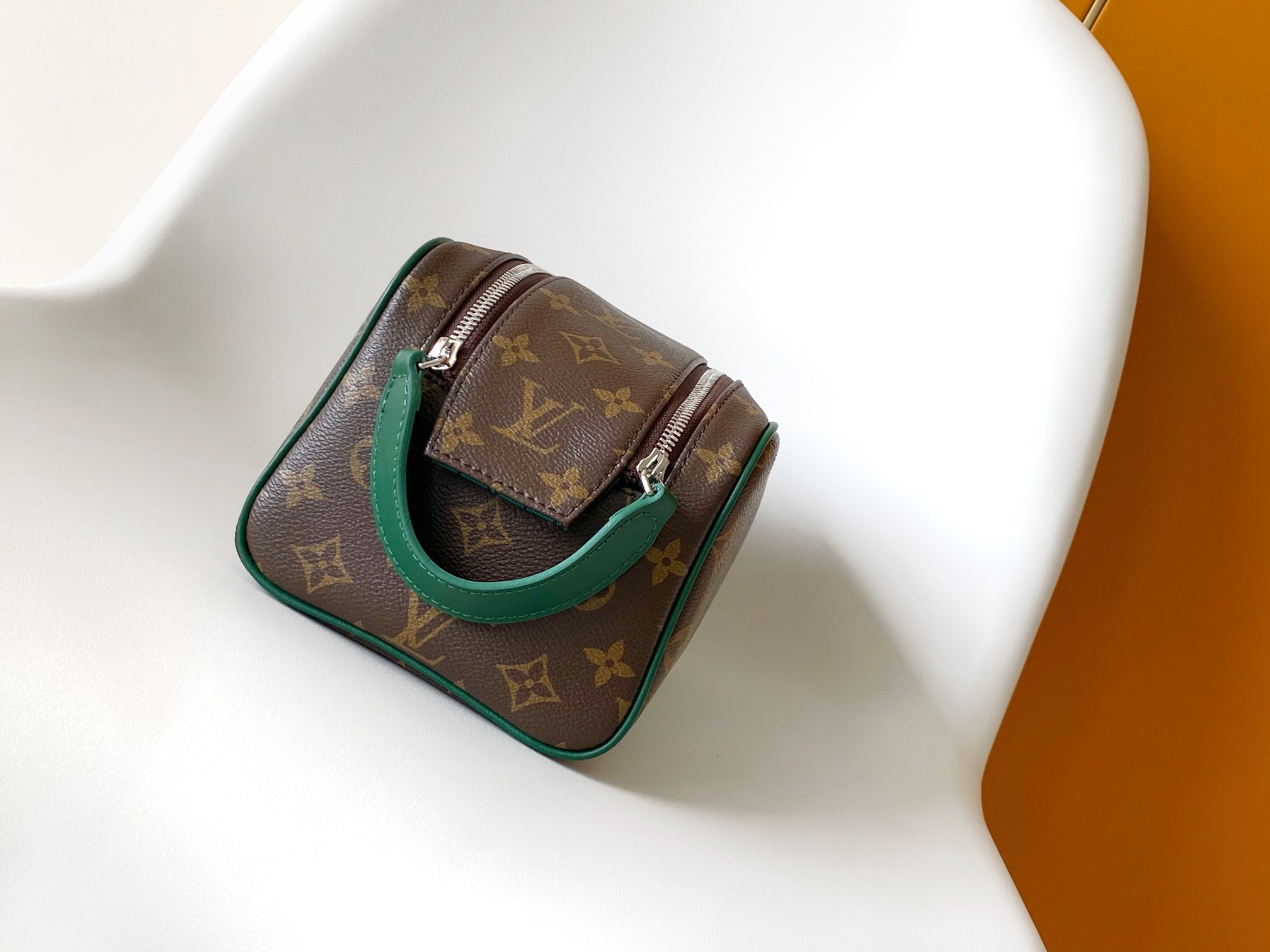 Dopp Kit Toilet Pouch Monogram Borneo Green M12639