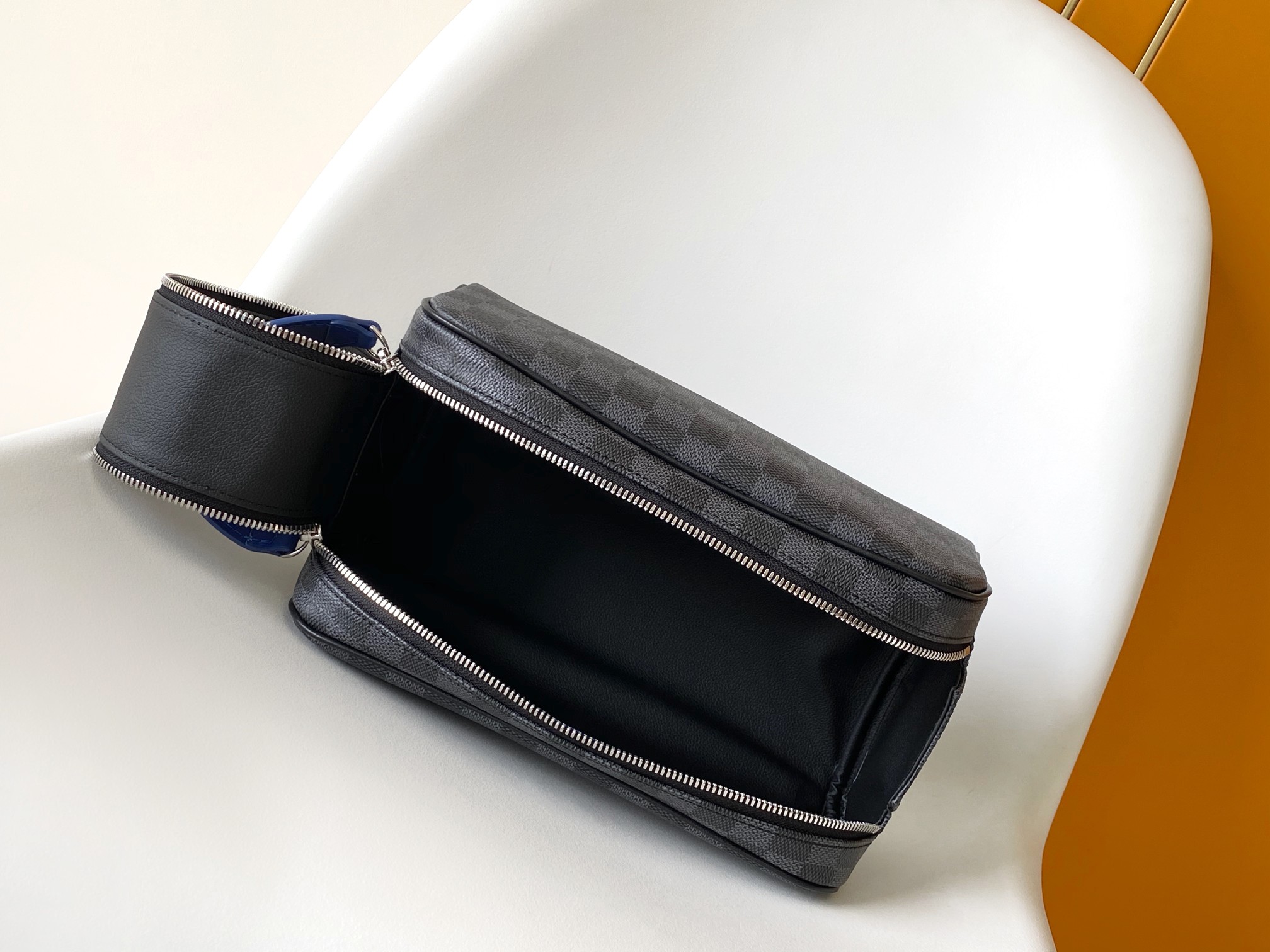 Dopp Kit Toilet Pouch Monogram Damier Graphite Indigo Blue N00084