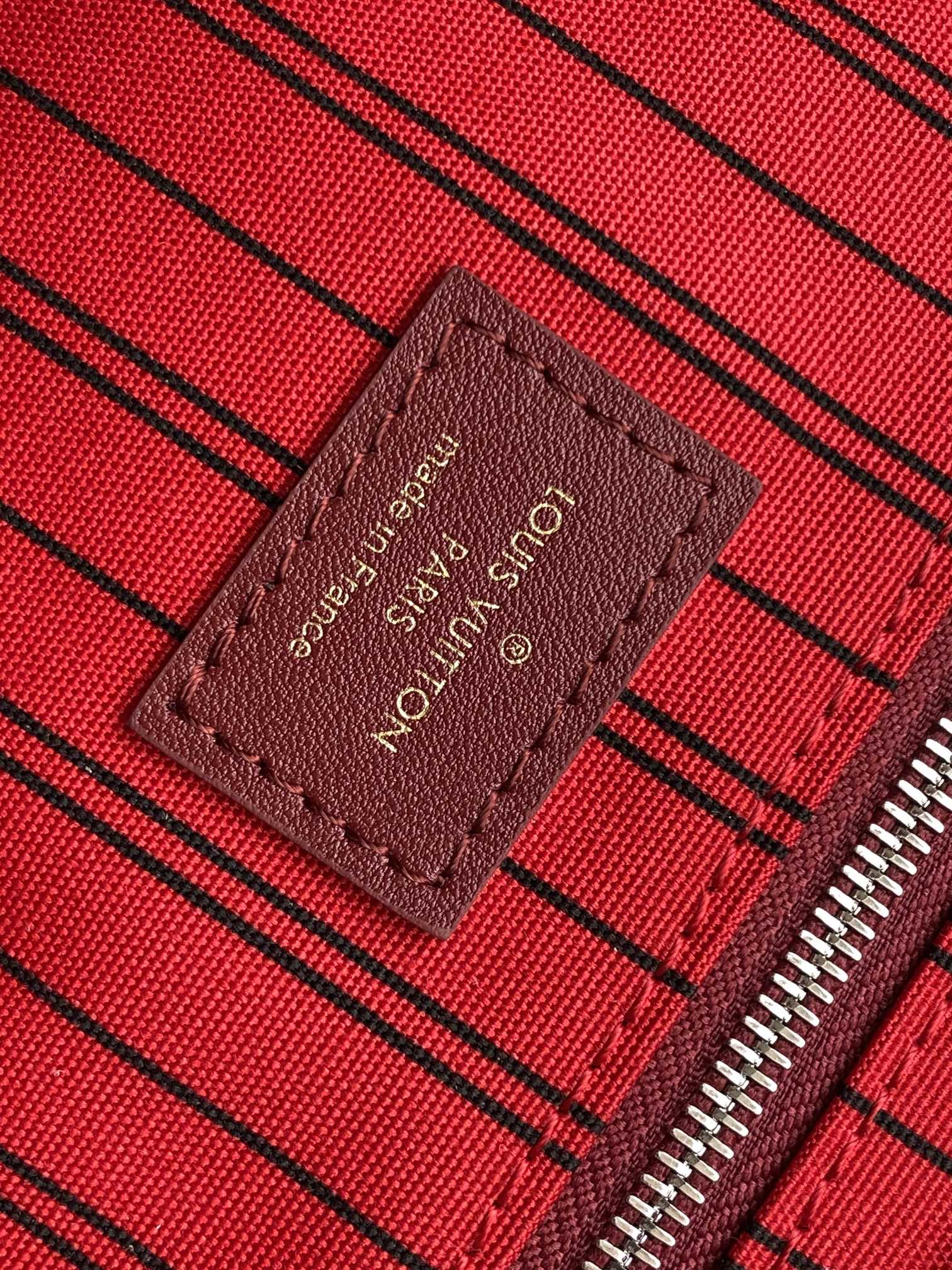 Dopp Kit Toilet Pouch Sari Red Taurillon Monogram M13023
