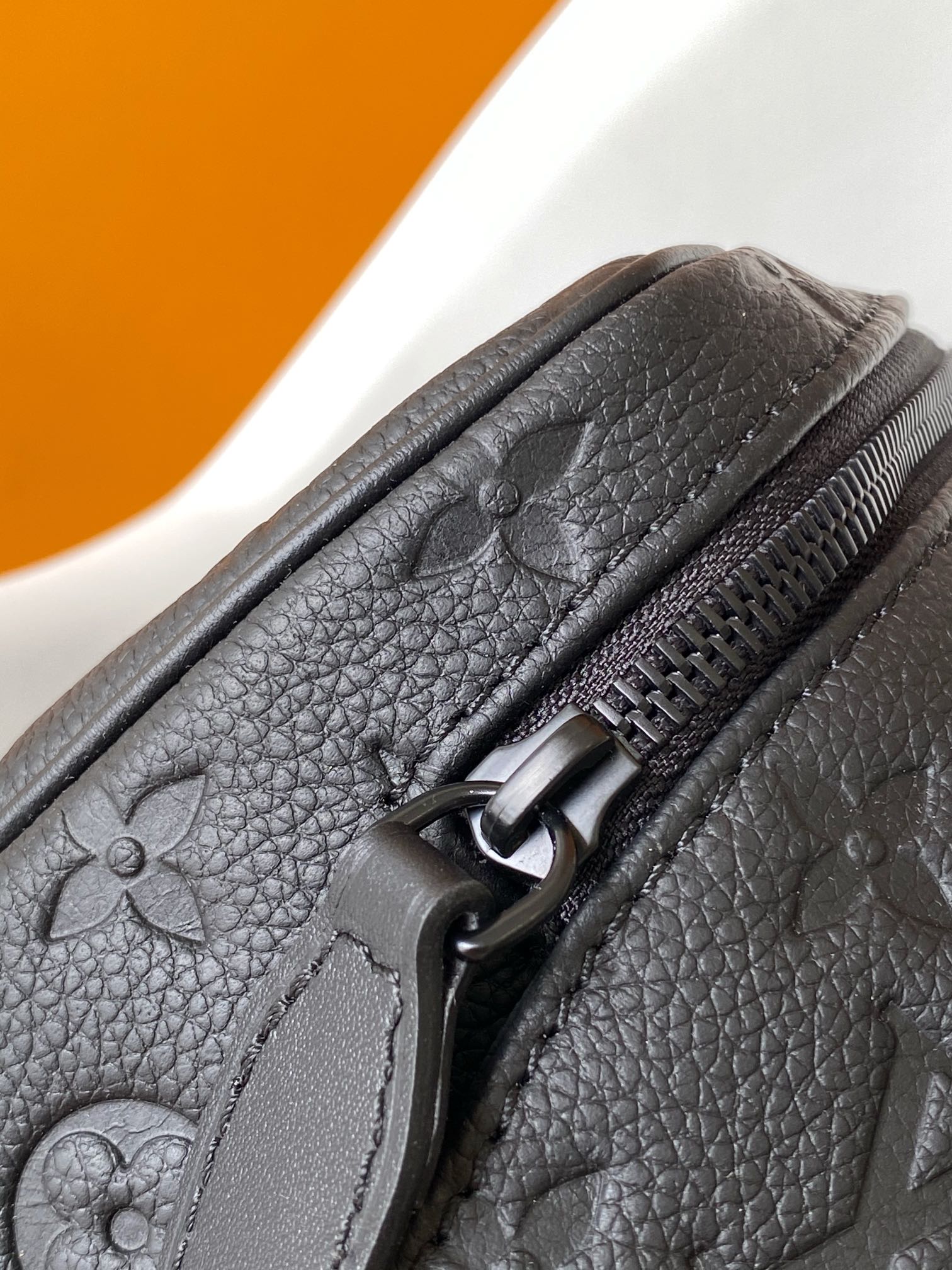Dopp Kit Toilet Pouch Taurillon Monogram Leather Black M59478