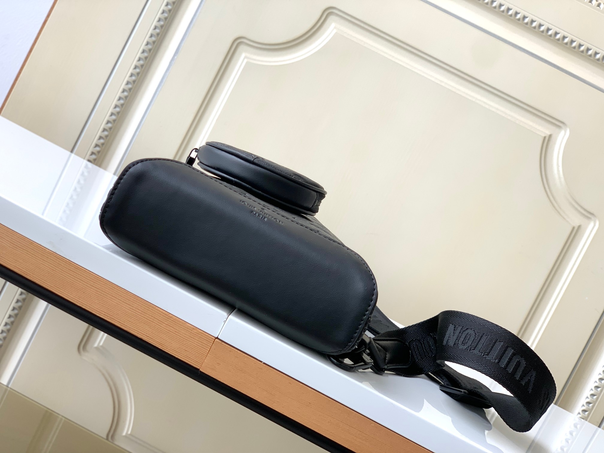 Duo Slingbag Black Claf Leather M21890