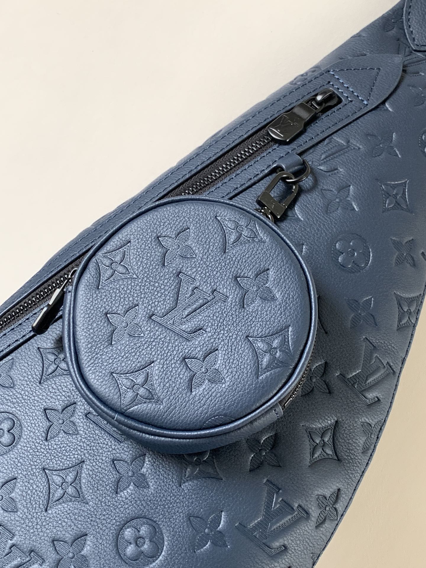 Duo Slingbag Monogram Shadow Navy Blue M24467