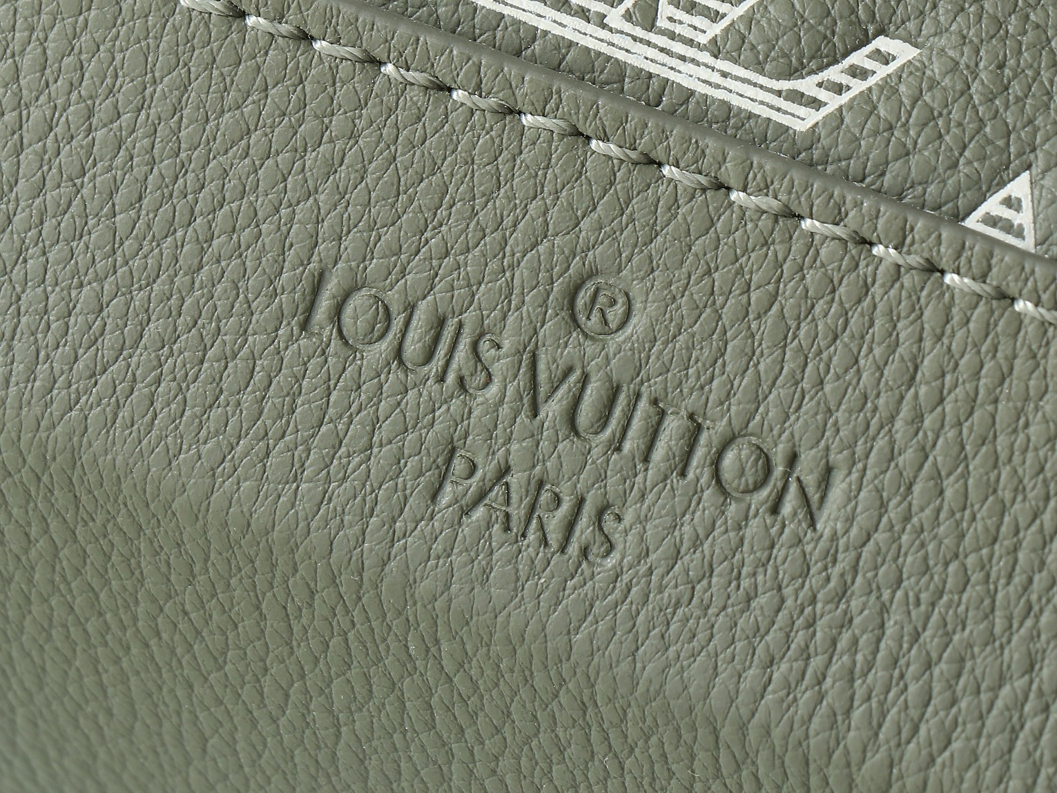 Duo Slingbag Monogram Shadow Olive Green M12486