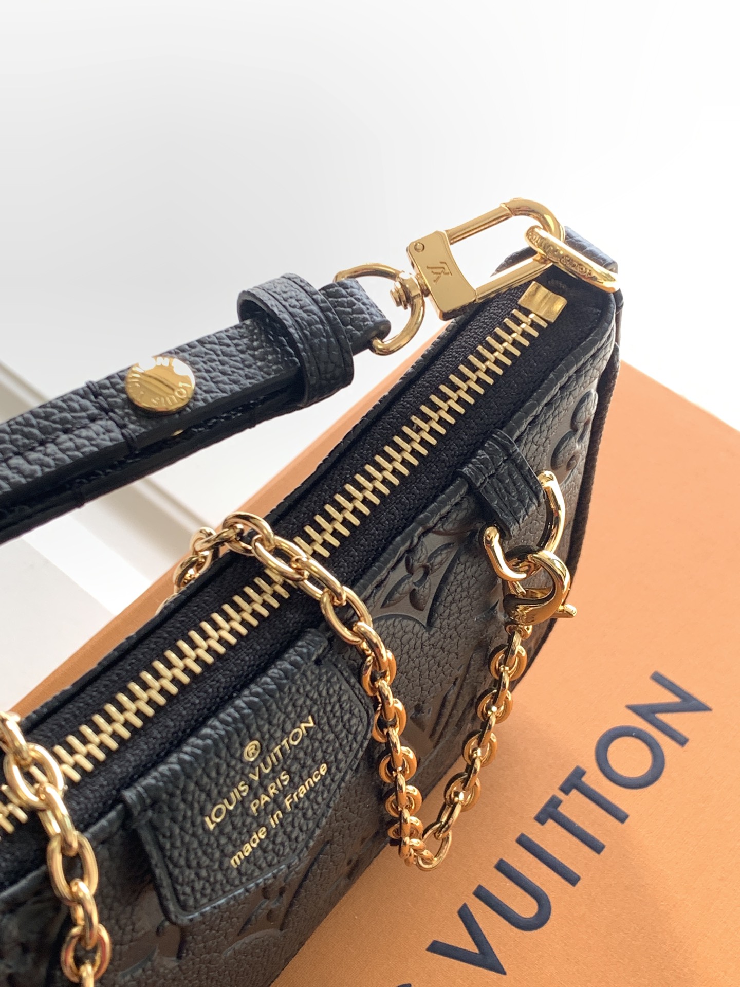Easy Pouch On Strap Black Embossed Monogram Empreinte Cowhide Leather M80349