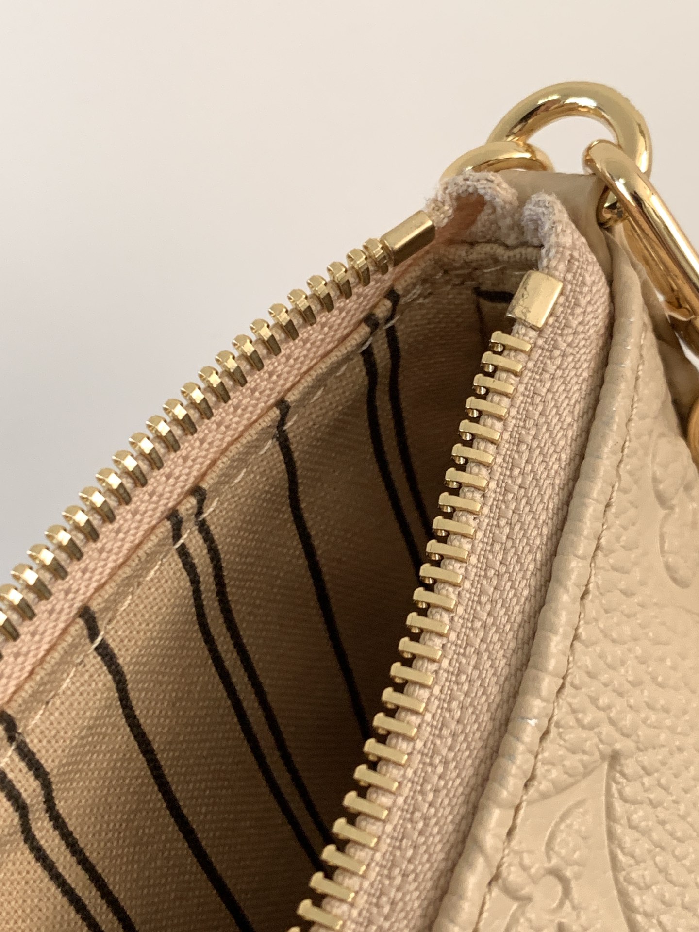 Easy Pouch On Strap Sand Embossed Monogram Empreinte Cowhide Leather M14421