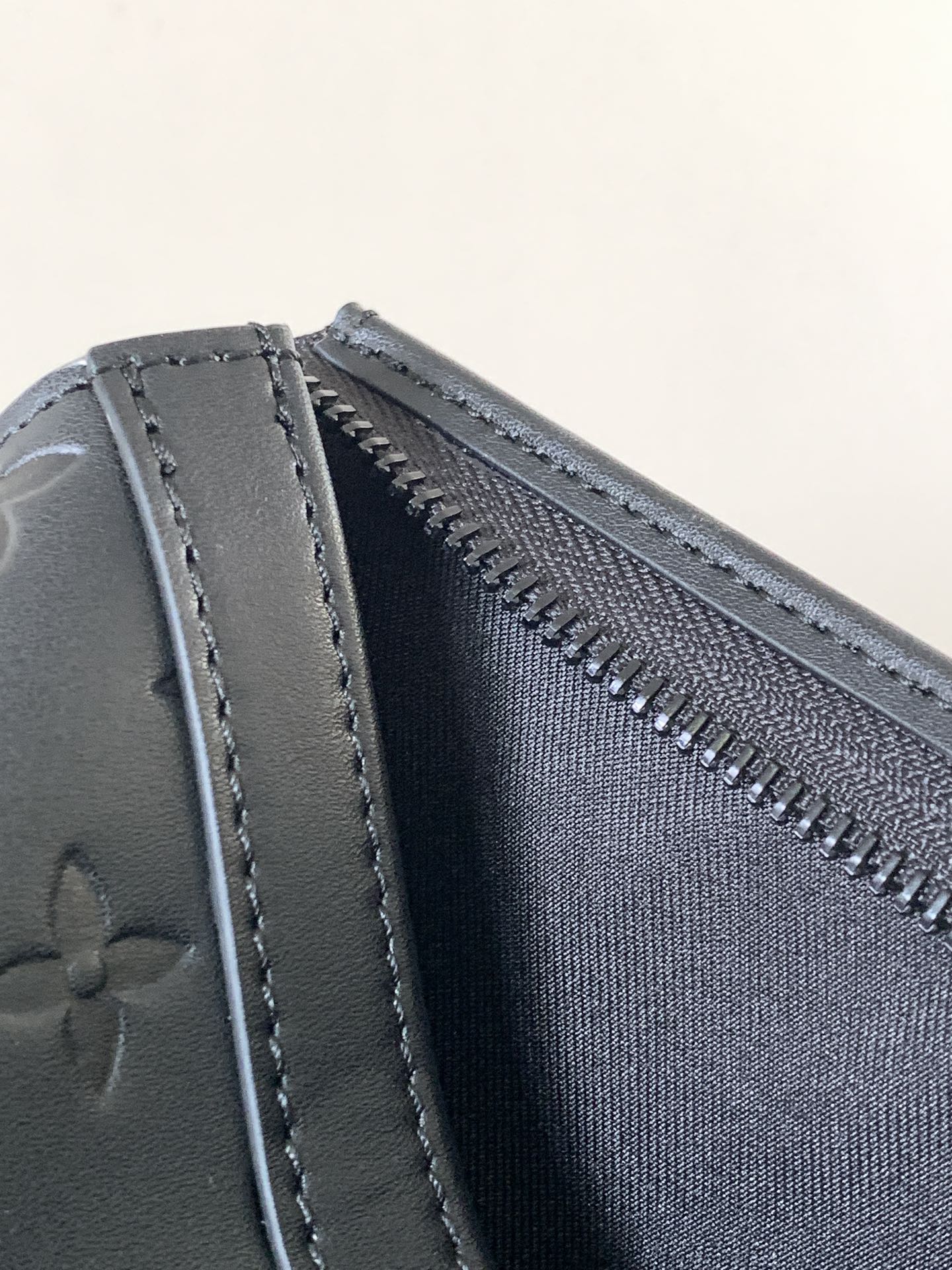 Gaston Wearable Wallet Black Monogram Shadow M81115