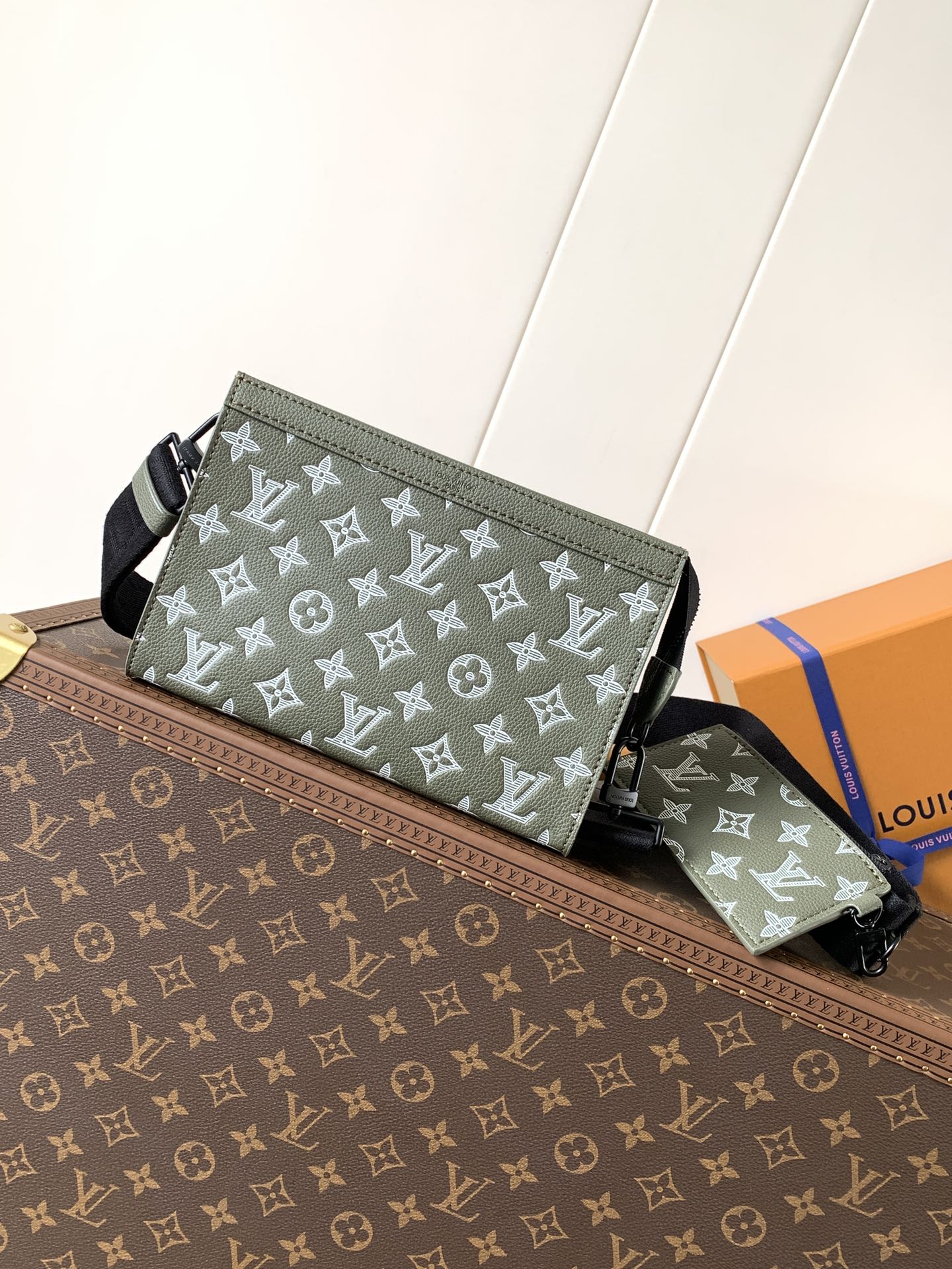 Gaston Wearable Wallet Olive Green Monogram Shadow M13197