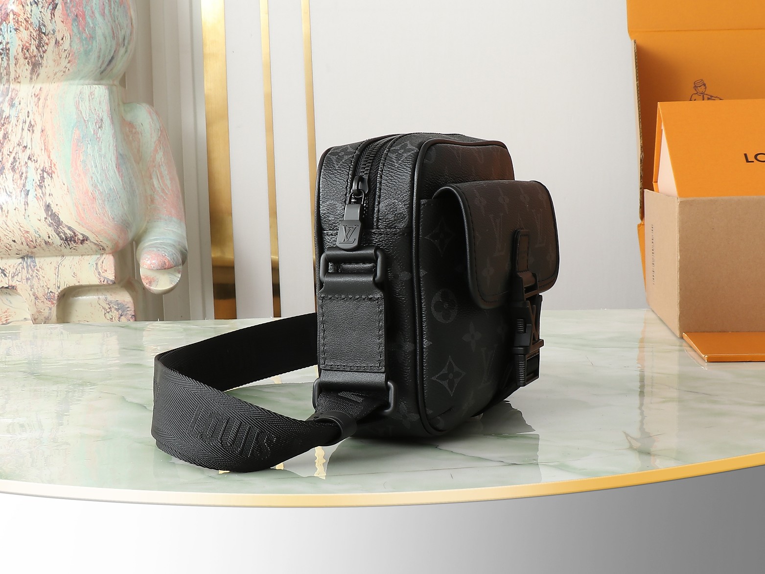 Getaway Messenger Bag Monogram Eclipse M12518