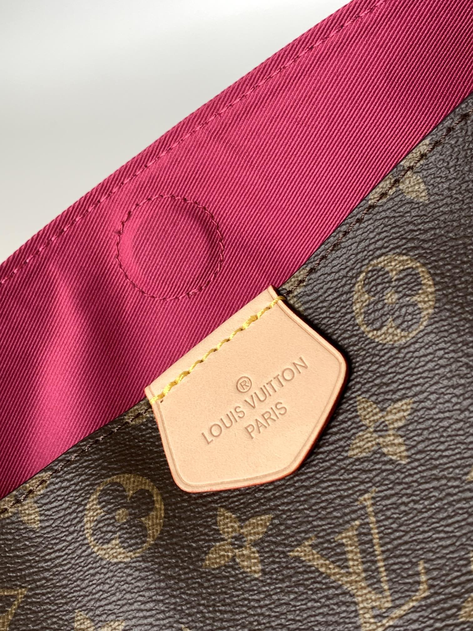 Graceful Mm Hobo Handbags Monogram M43703