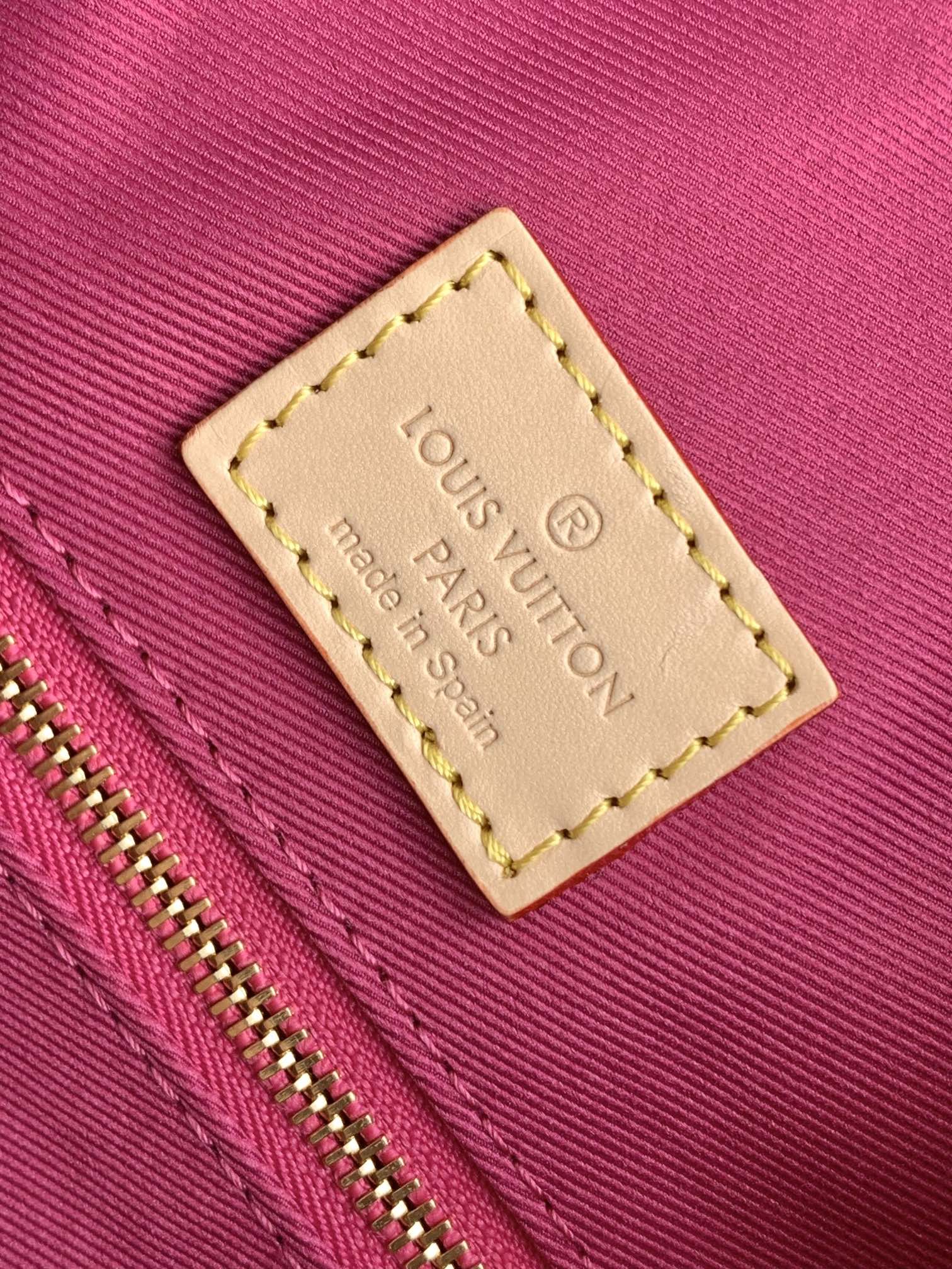 Graceful Pm Hobo Handbags Monogram M43700