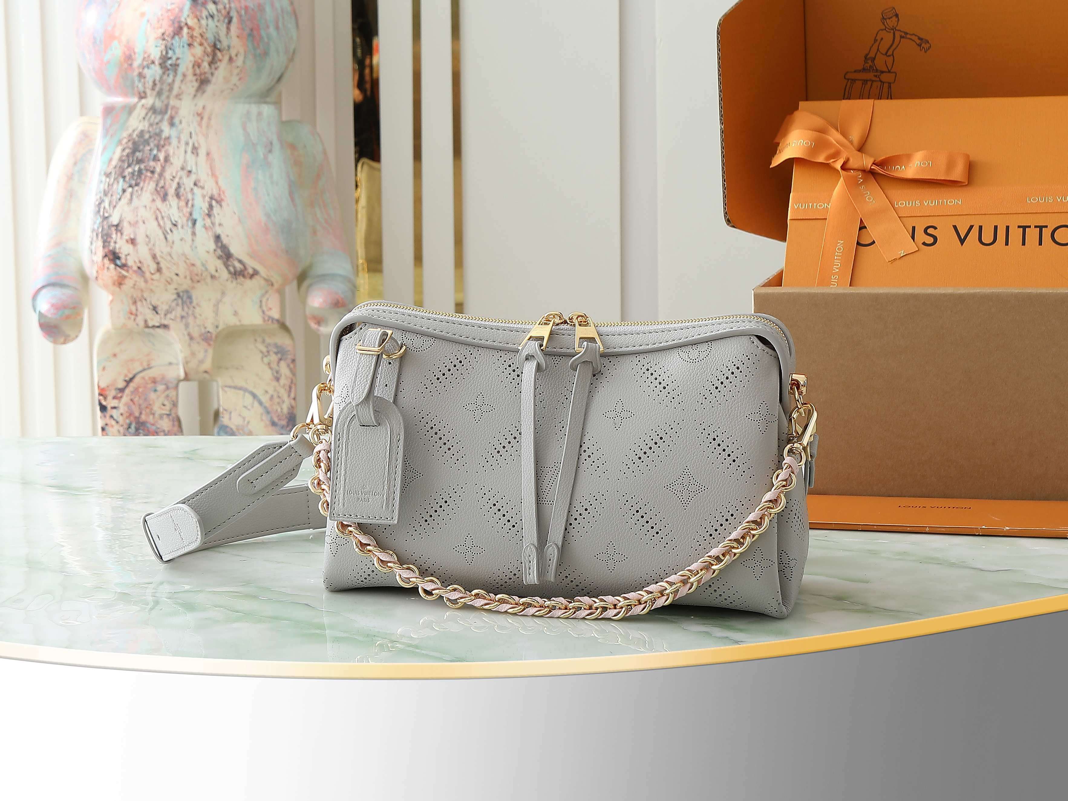 Hand It All Pm Mahina Bag Pink/Gray M13157