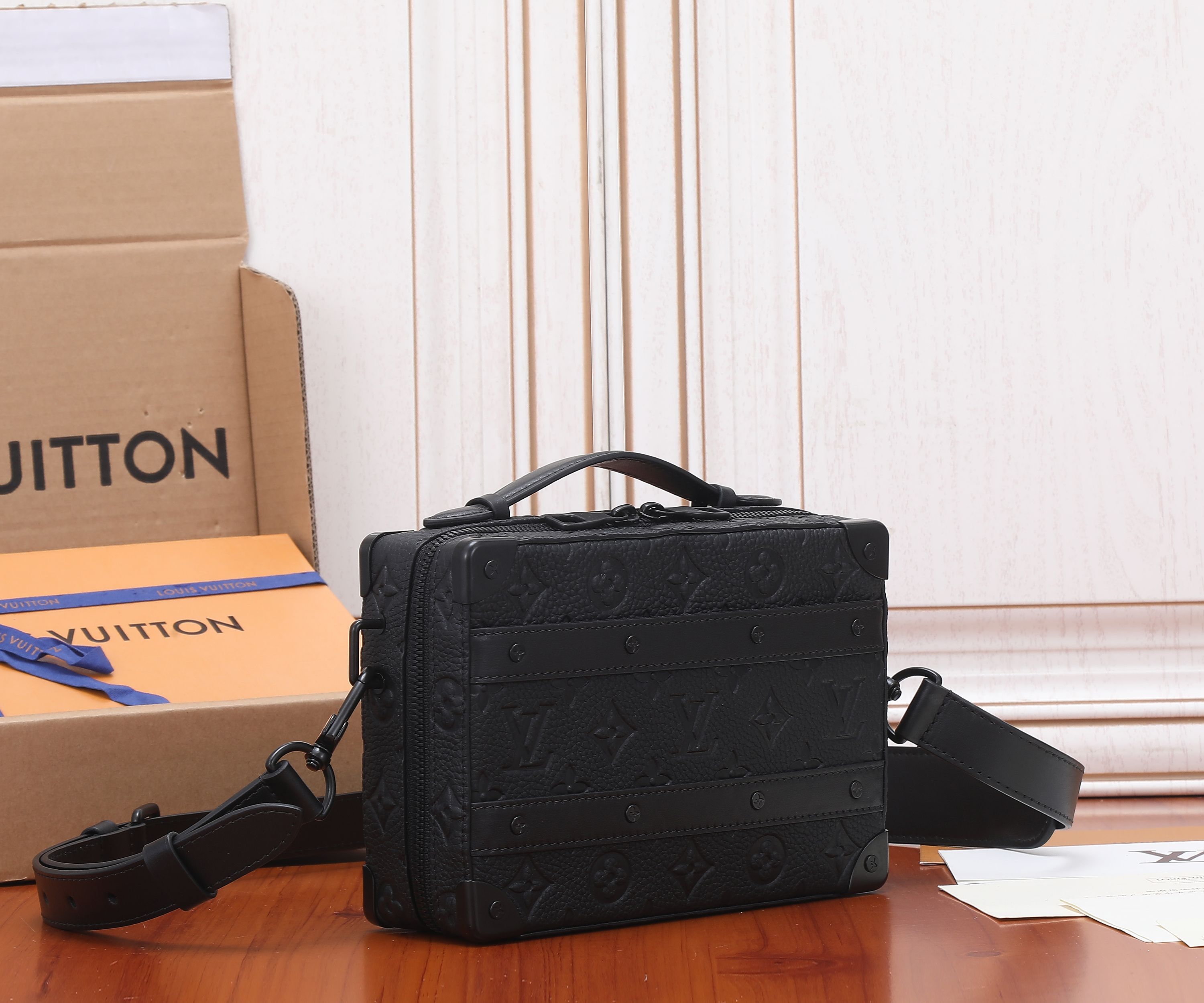 Handle Soft Trunk Bag Black Taurillon Monogram M59163