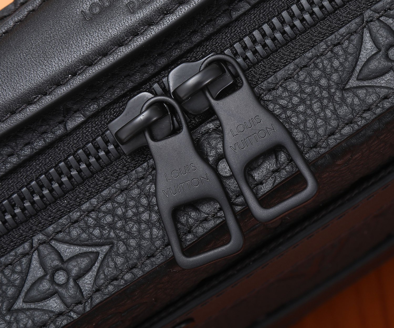 Handle Soft Trunk Bag Black Taurillon Monogram M59163