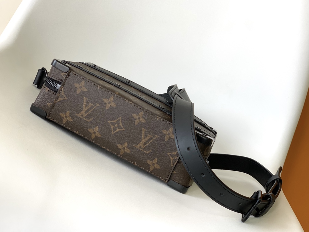 Handle Soft Trunk Bag Monogram Macassar M45935