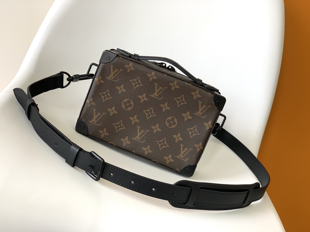 Handle Soft Trunk Bag Monogram Macassar M45935