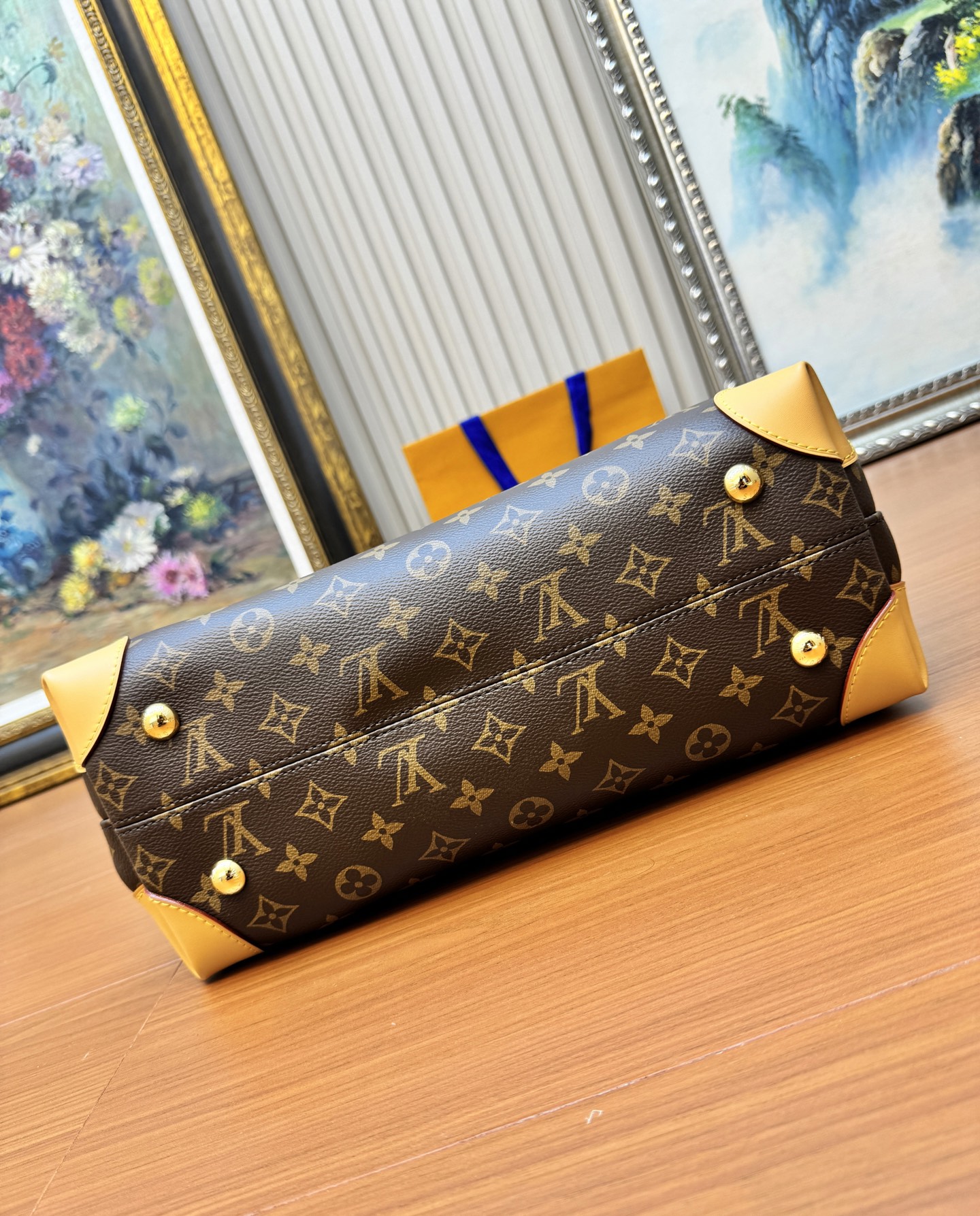 Hide Away Mm Handbags Monogram M14473