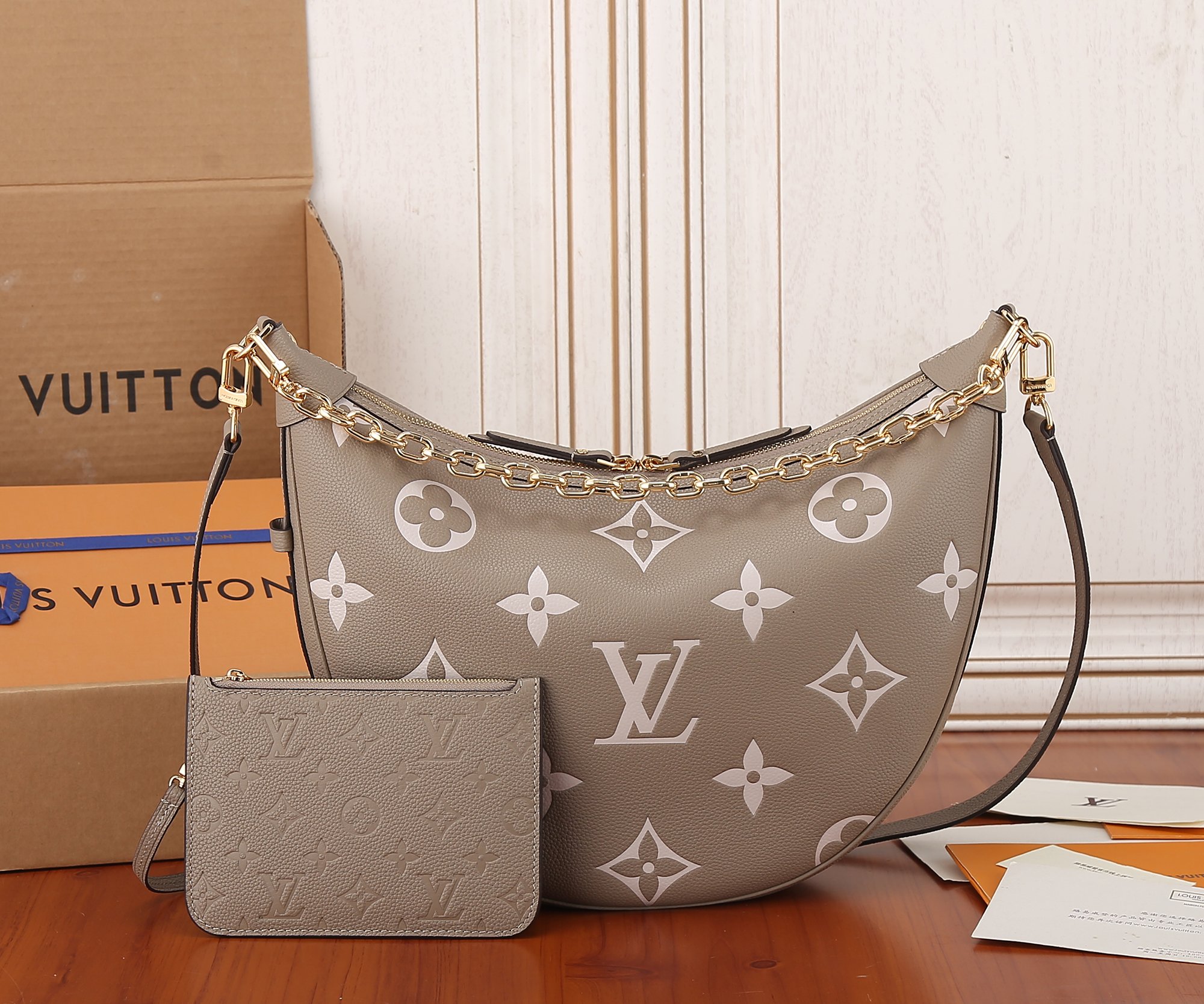 Loop Hobo Bag Bicolor Monogram Empreinte Leather M46738