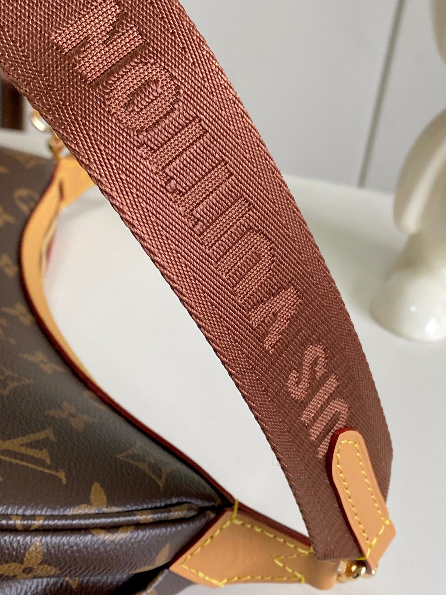 Looping Bag Monogram M12939