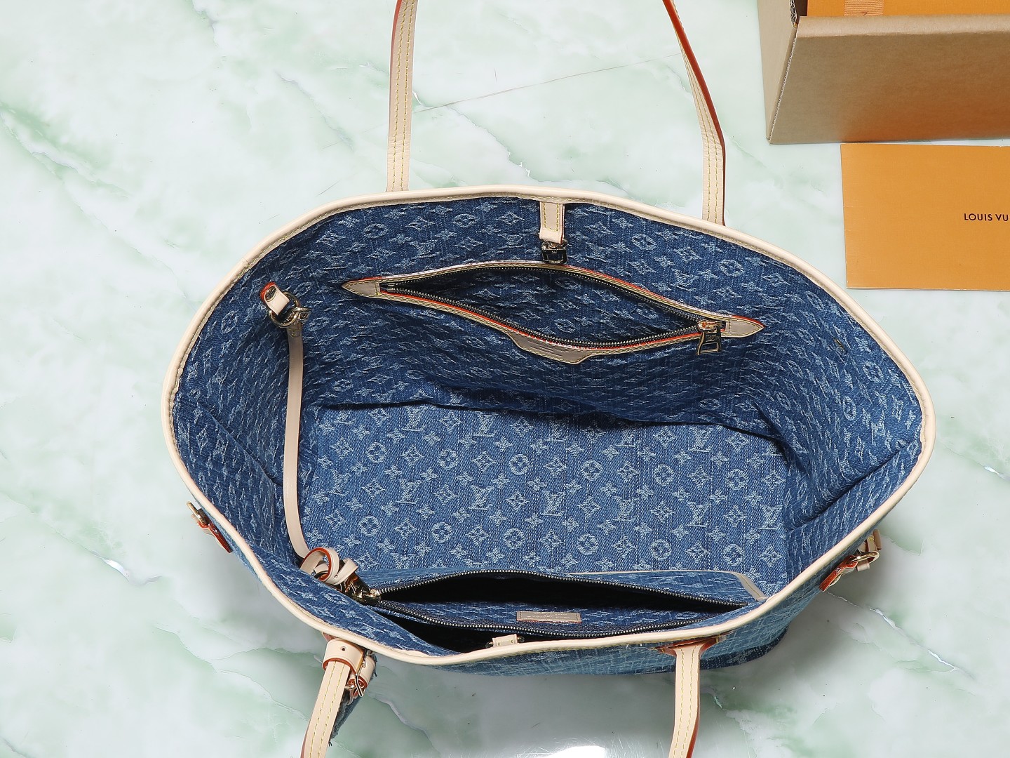 Louis Vuitton Neverfull Mm Monogram Denim Bag M13192