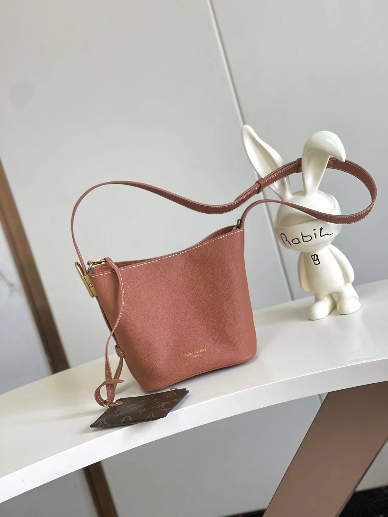 Low Key All In Bb Bag Cognac M14416