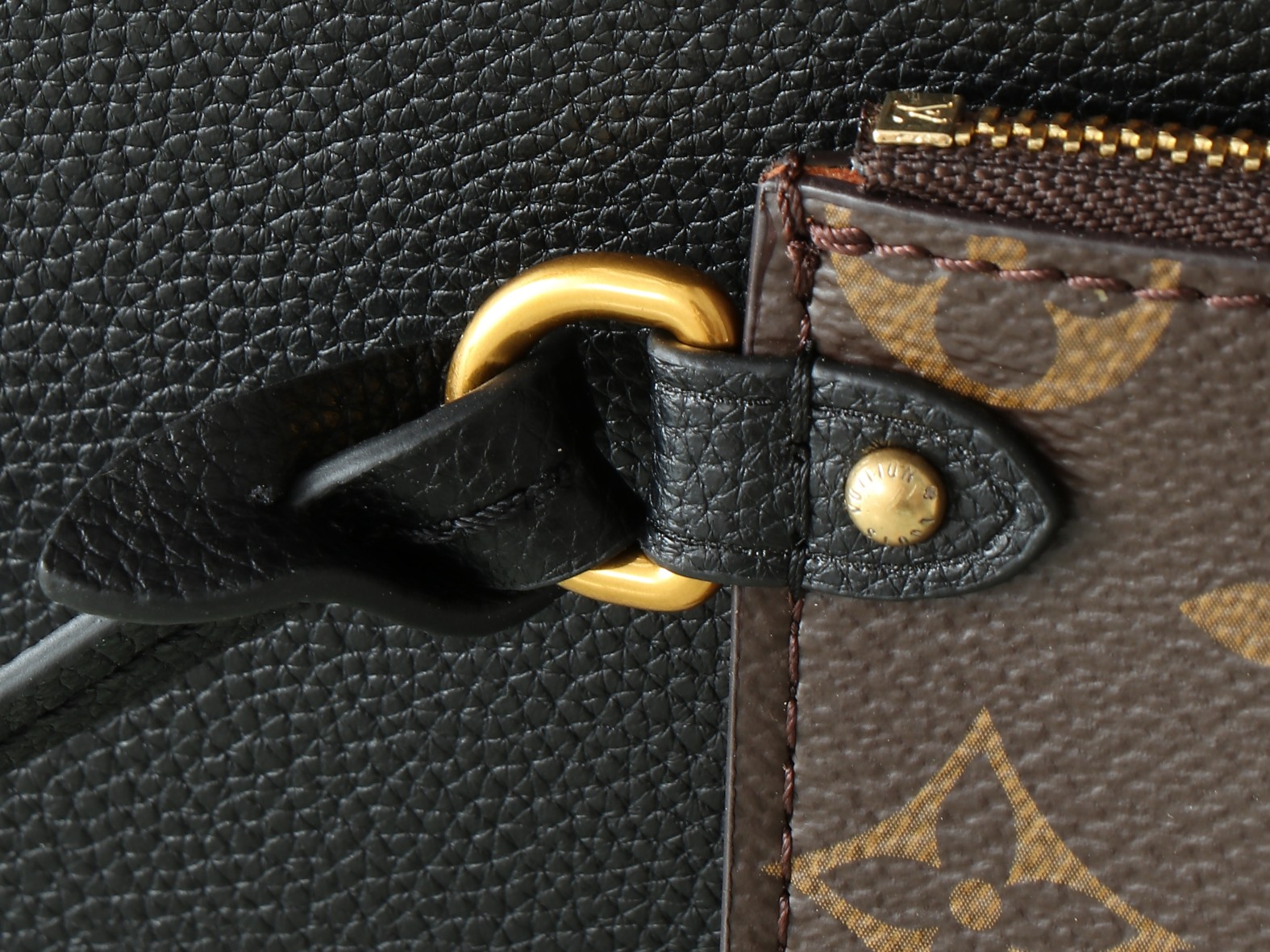 Low Key Cabas Mm Bag Black Grained Calfskin M25341