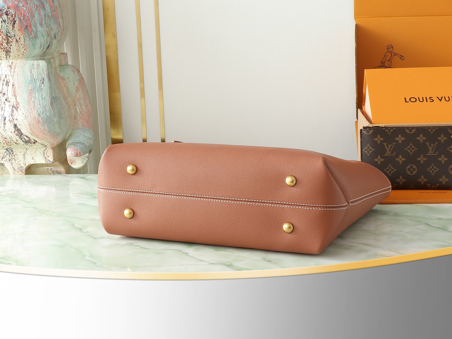 Low Key Cabas Mm Bag Cognac Grained Calfskin M25341