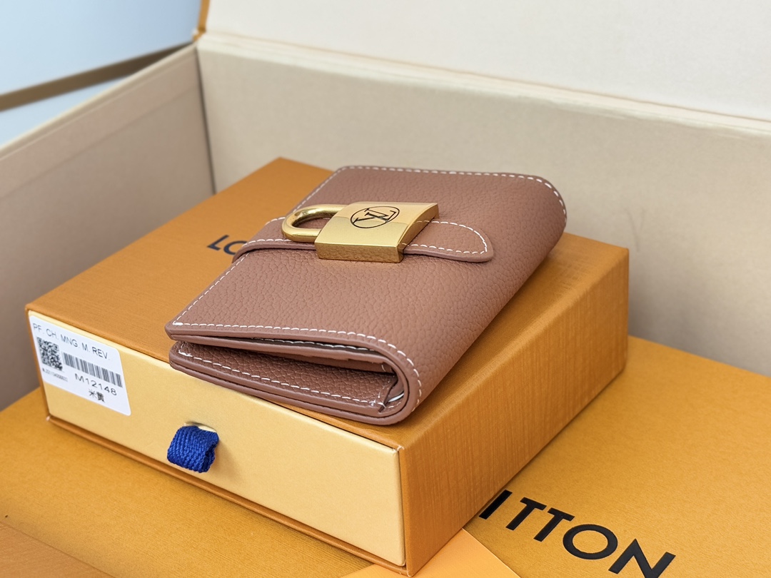 Low Key Compact Wallet Cognac M12148