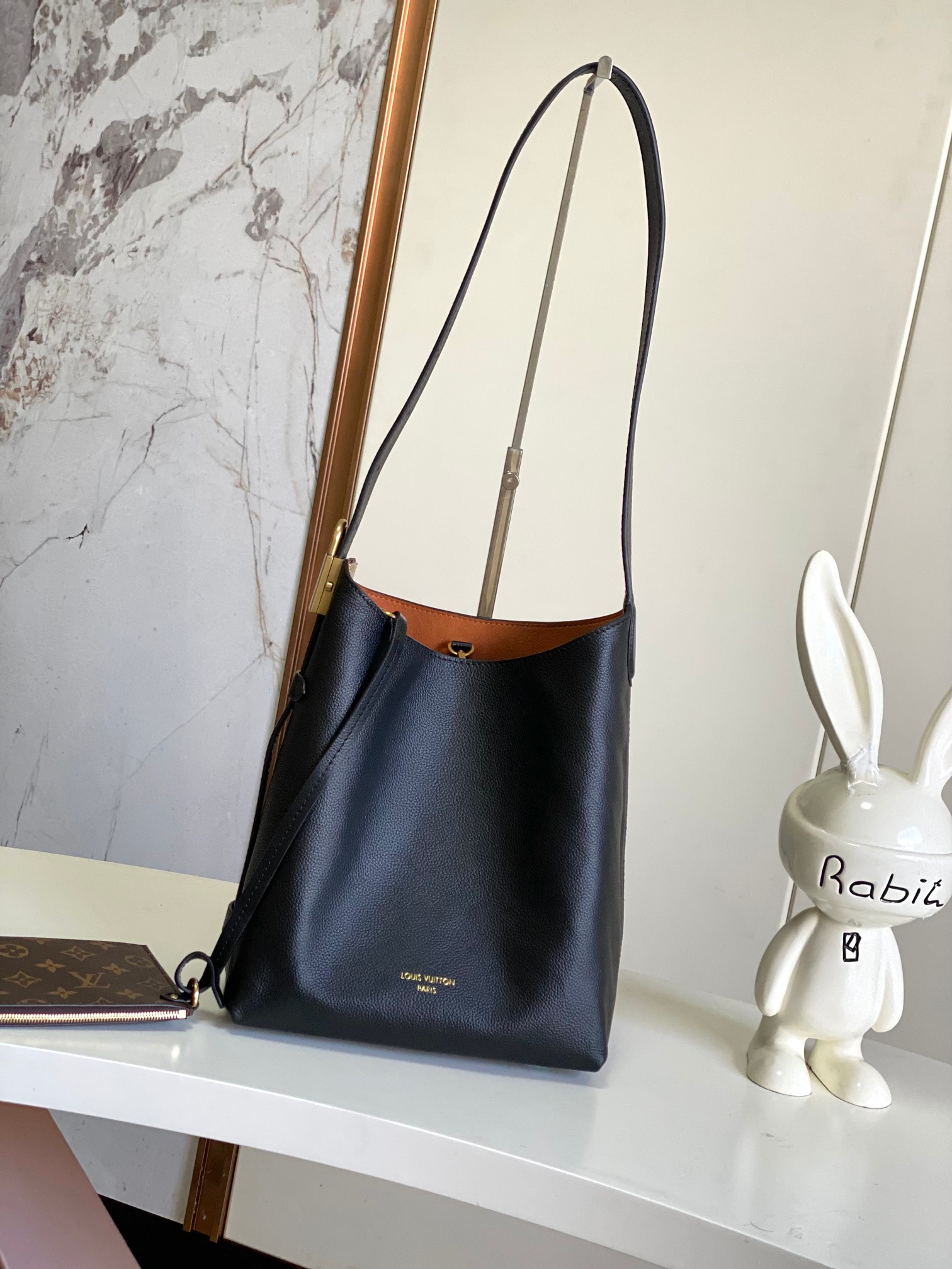 Low Key Hobo Pm Bag Black Smooth Calfskin M25352