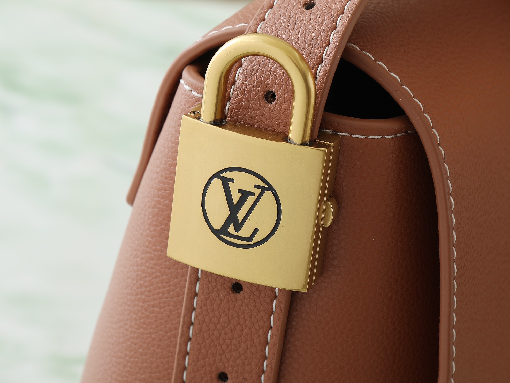 Low Key Messenger Bag Cognac Calf Leather M13151