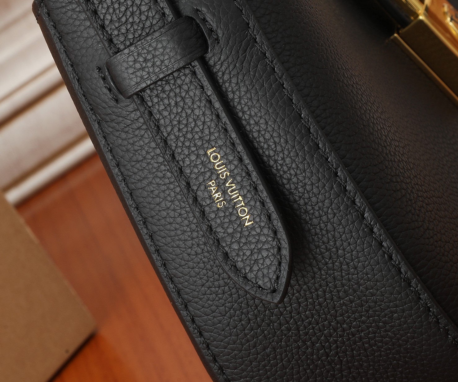 Low Key Shoulder Bag Black Grained Calfskin M24611