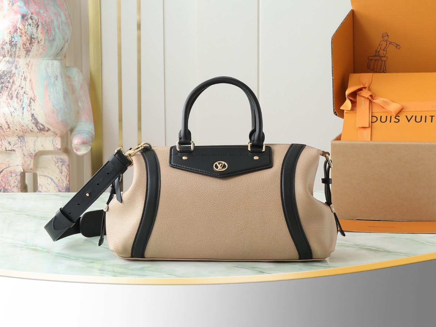 Lv Biker Mm Handbags H27 Arizona Lambskin Leather M25557