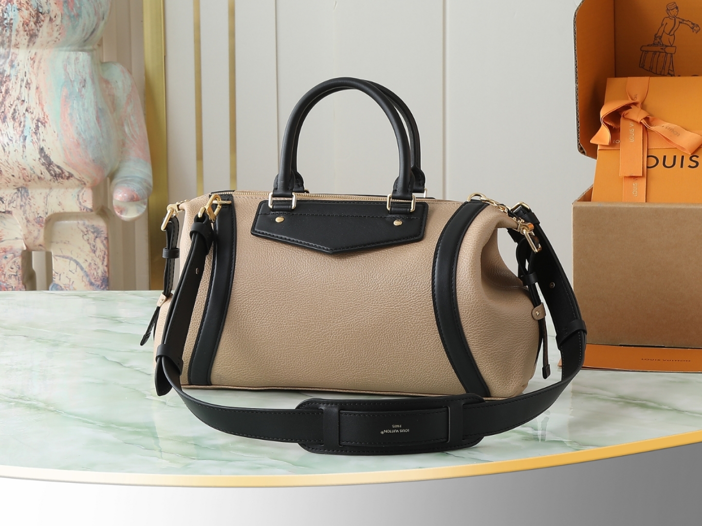 Lv Biker Mm Handbags H27 Arizona Lambskin Leather M25557