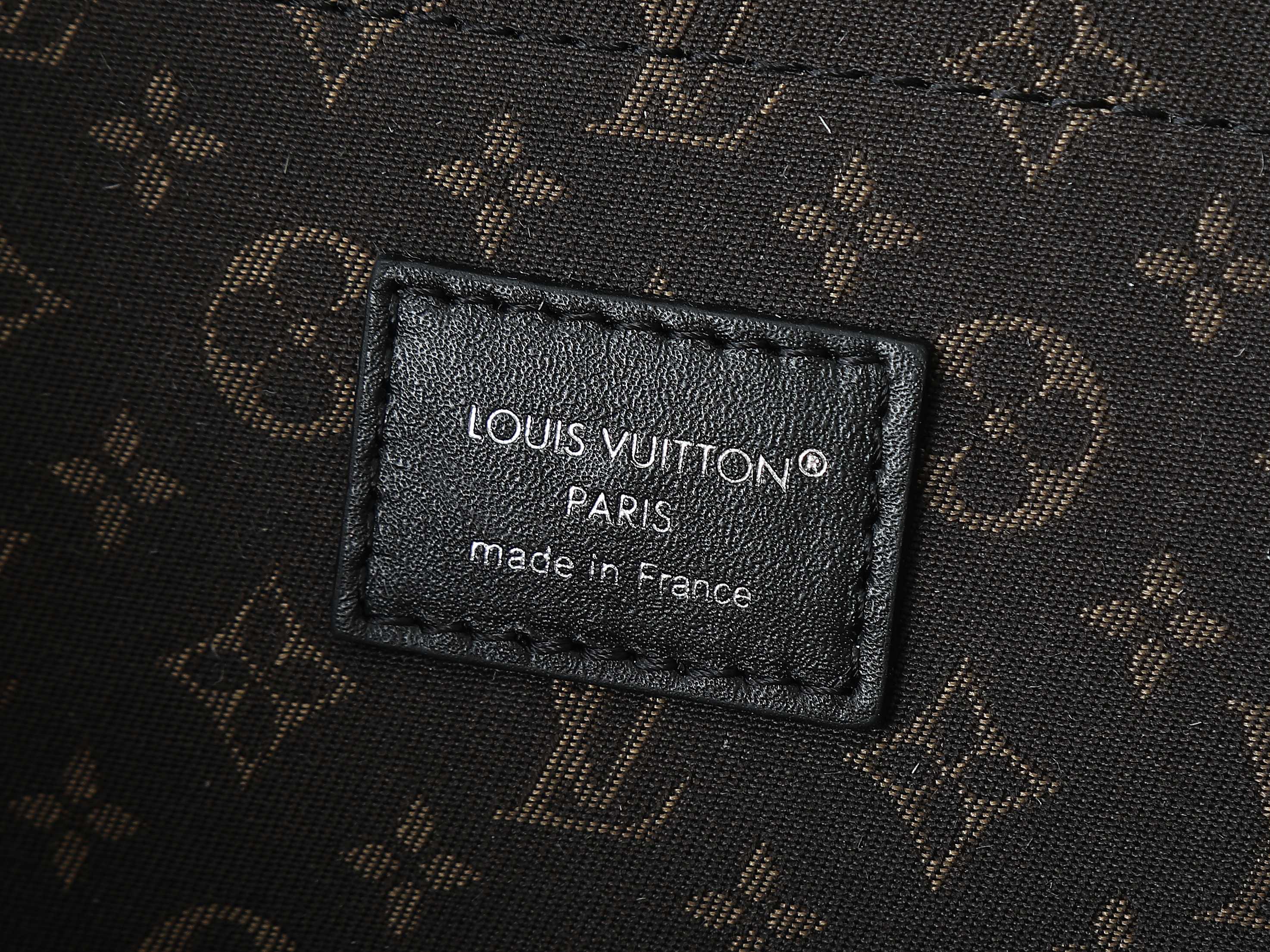 Lv Biker Mm Handbags H27 Black Lambskin Leather M14700