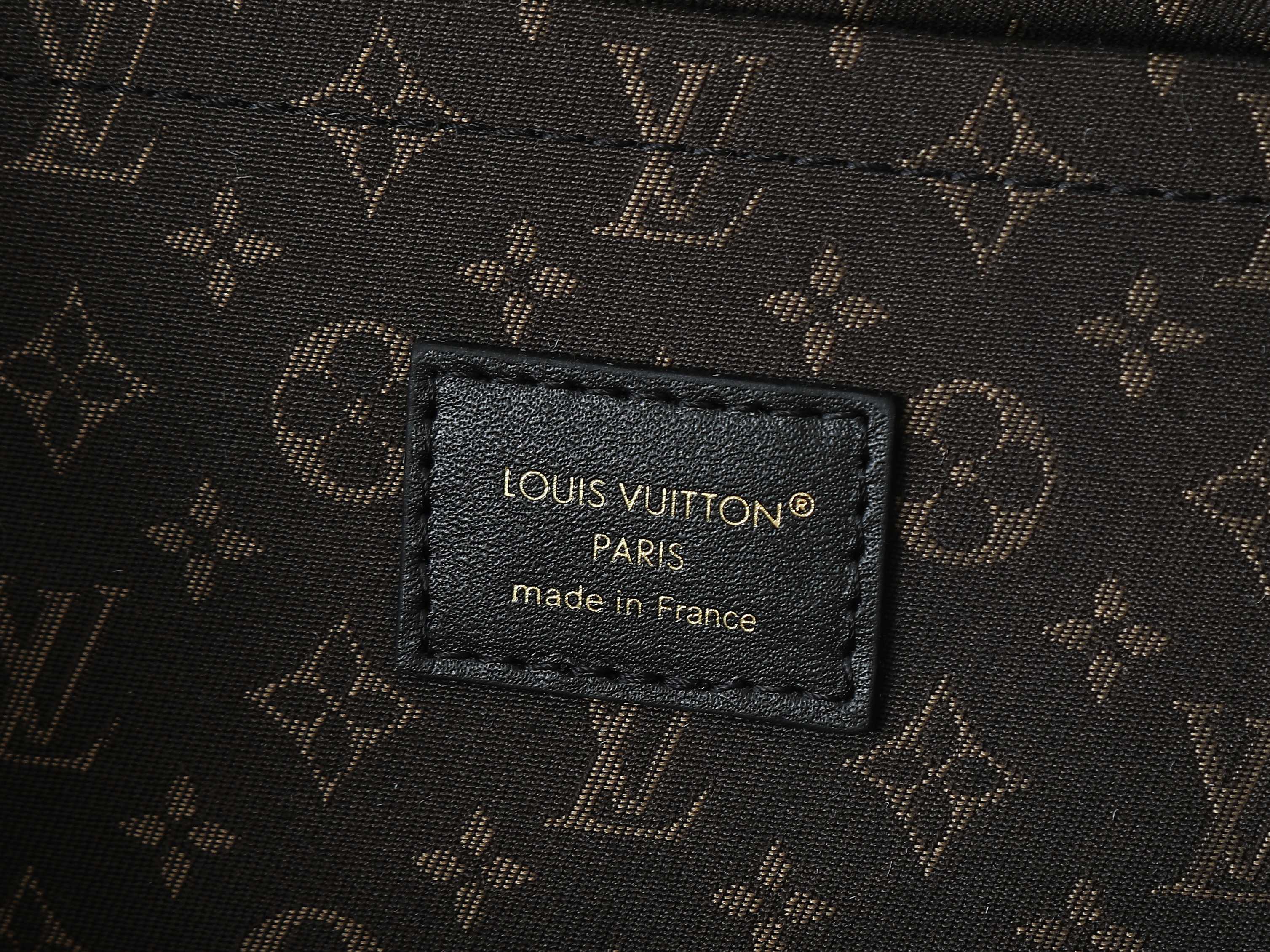 Lv Biker Mm Handbags H27 Dark Denim Lambskin Leather M14702