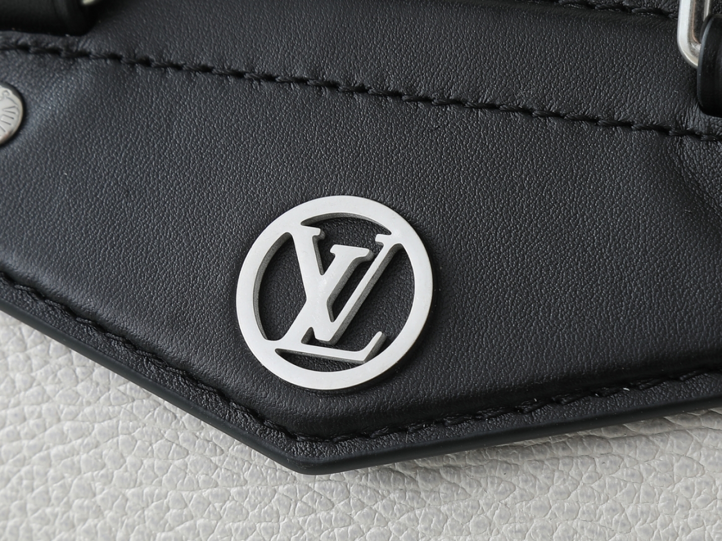 Lv Biker Pm Handbag H27 Nuage Lambskin Leather M25561